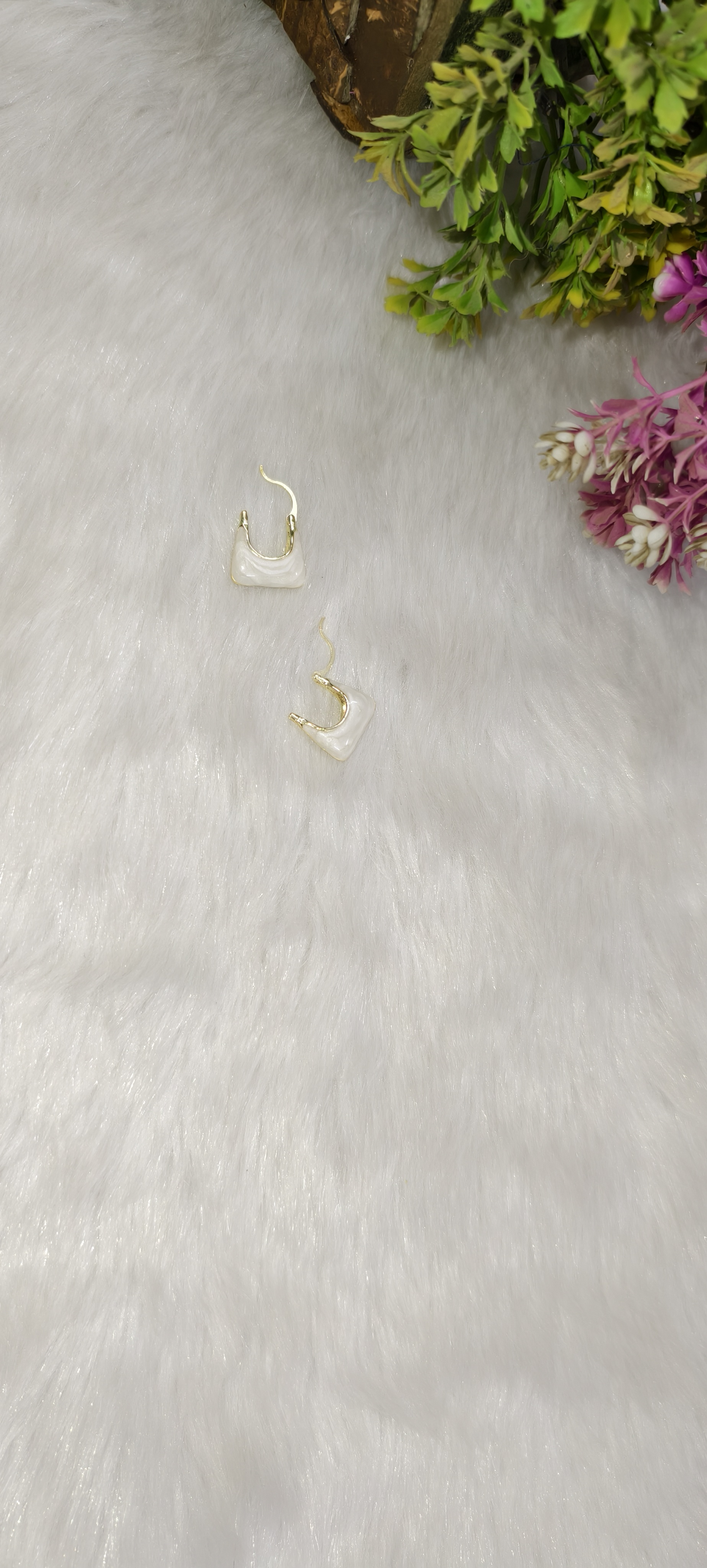 Fancy bag style Earrings