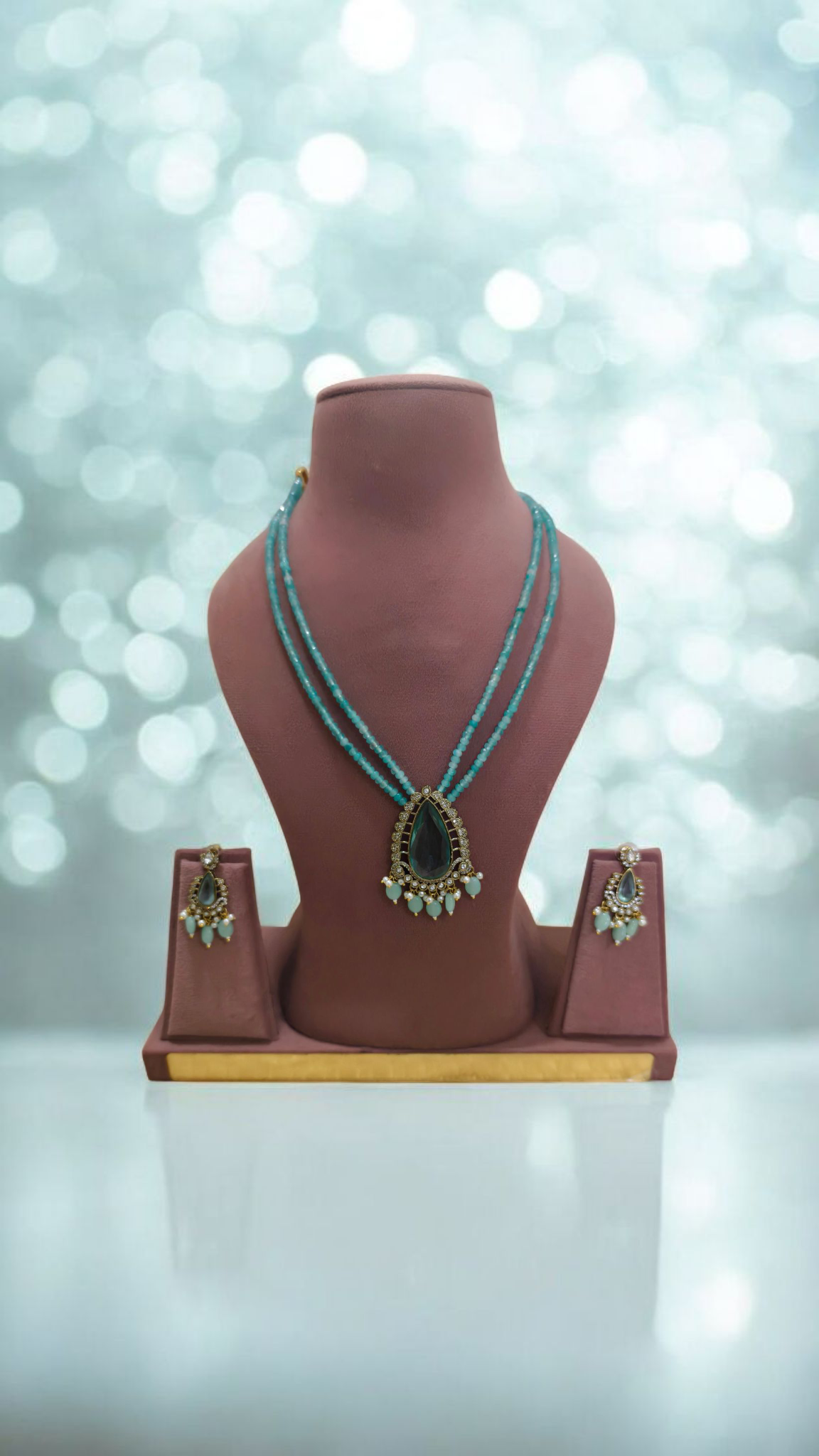 Elegant Necklace Set