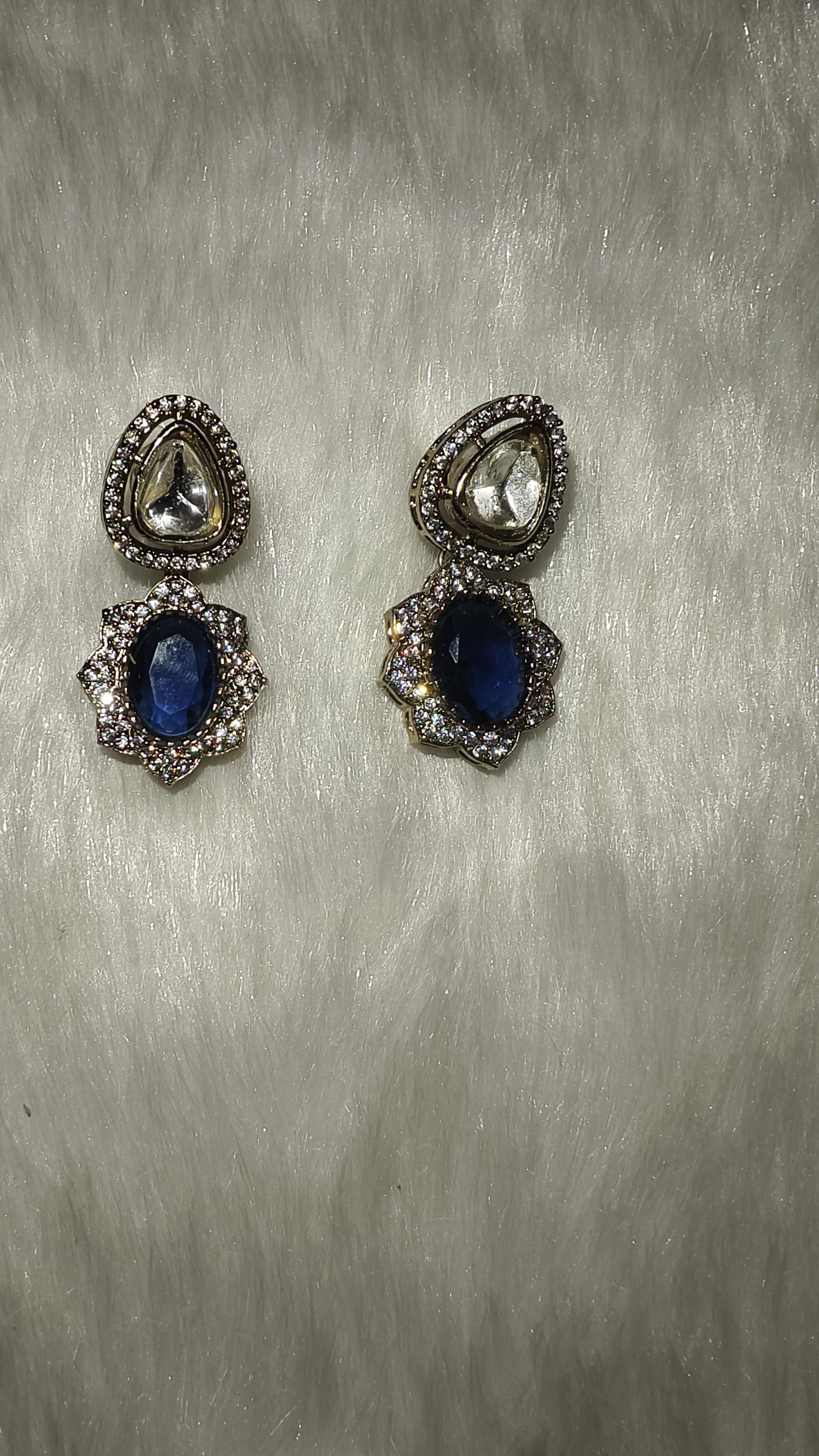 Antique Hasli Necklace Set