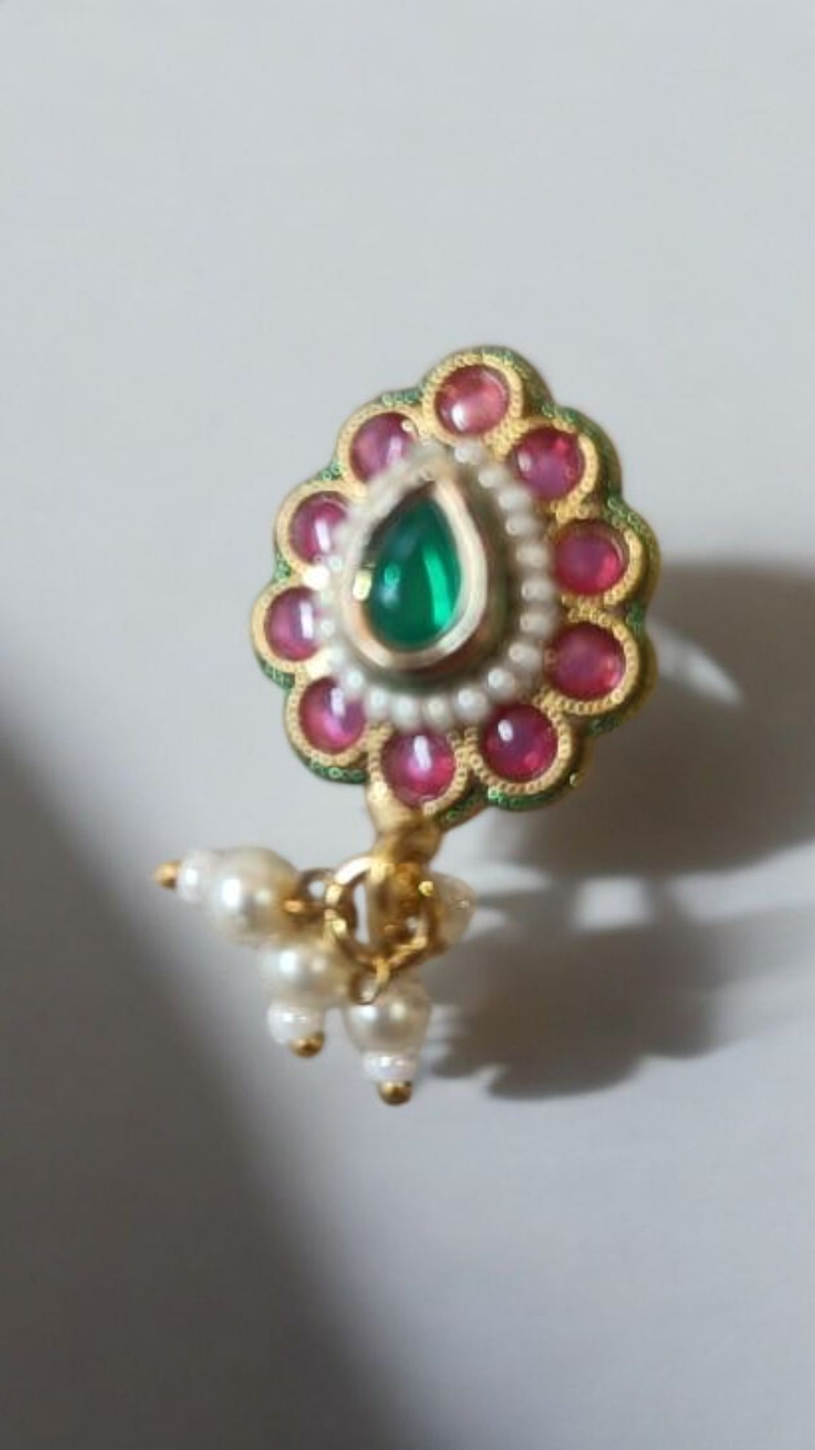 Elegant Traditional Nosepin