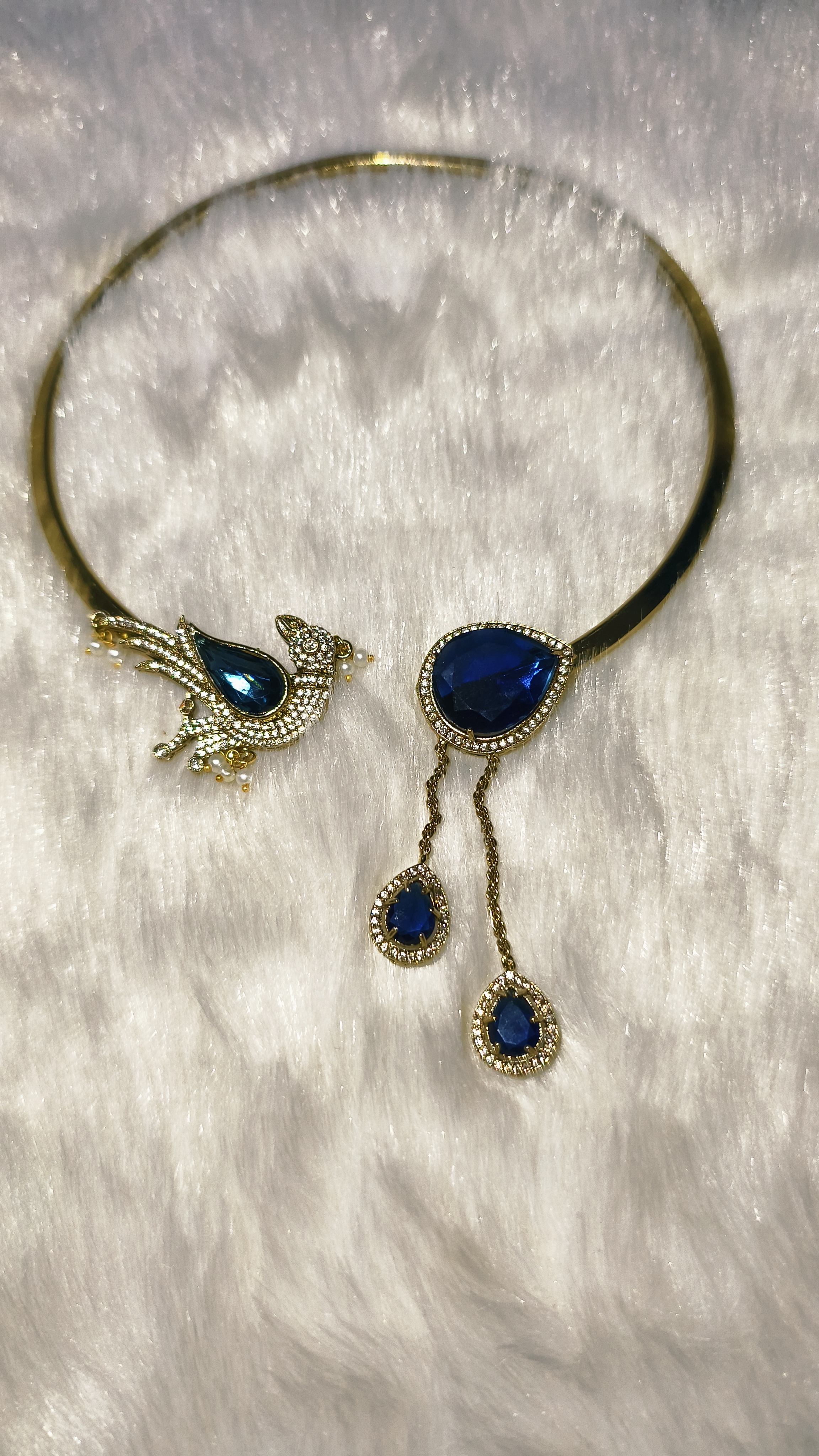 Elegant Blue Stone Hasli Set