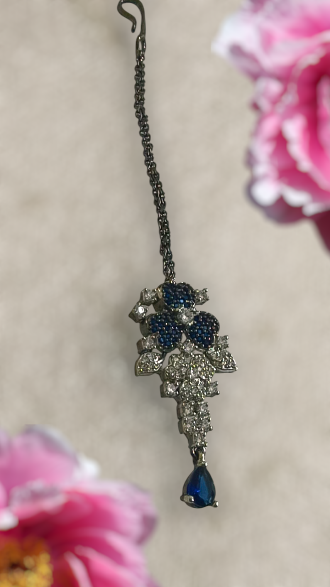 Elegant Blue and Silver AD Jewelry Set