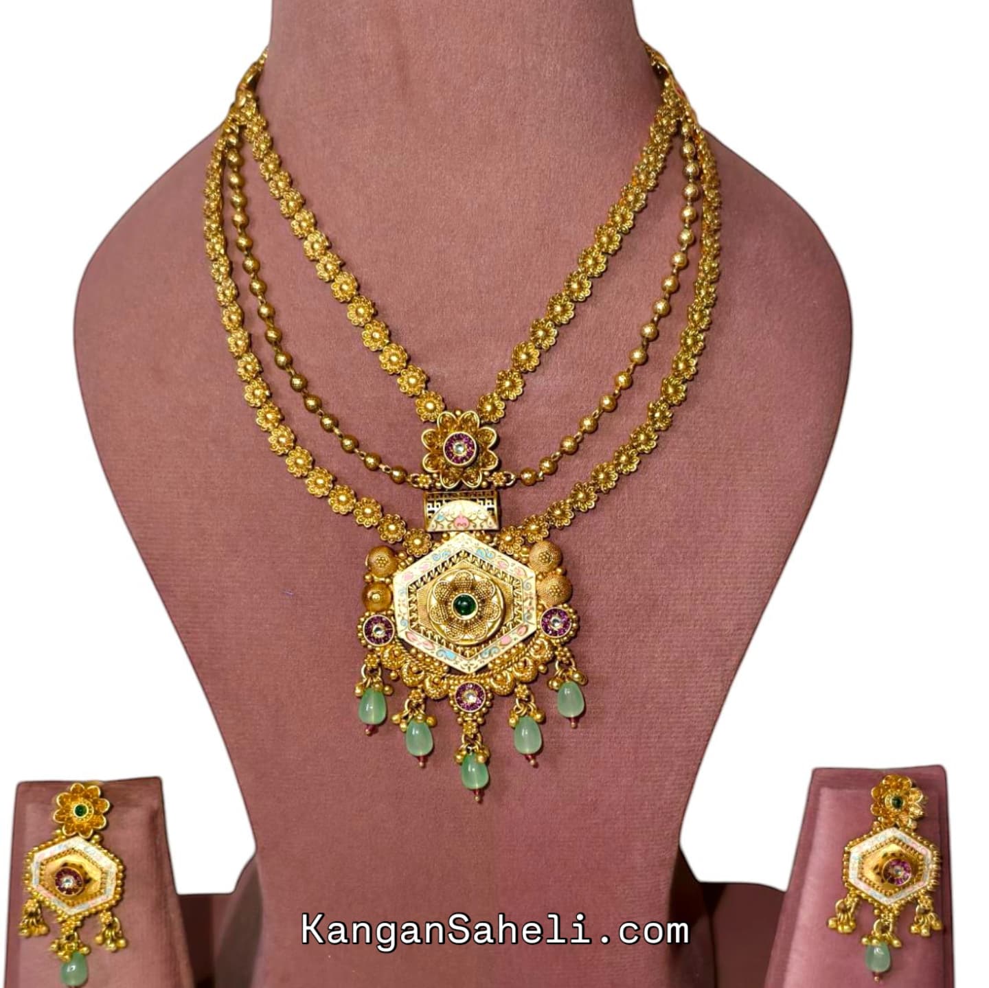 Traditional Gold Necklace Set