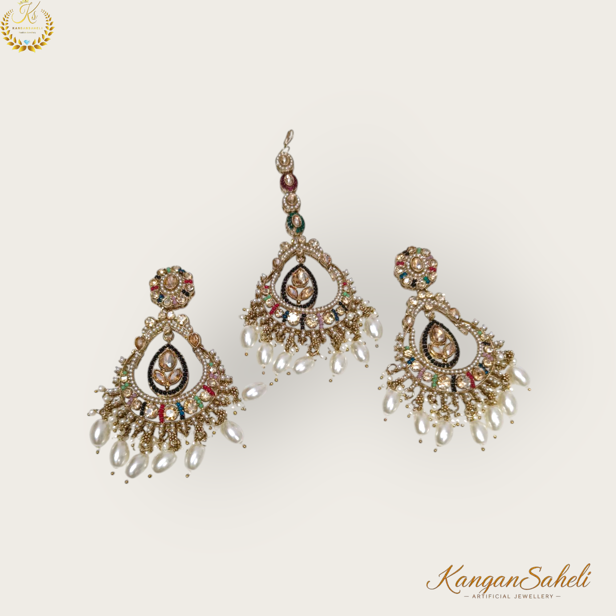 Earings with Maangteeka Set