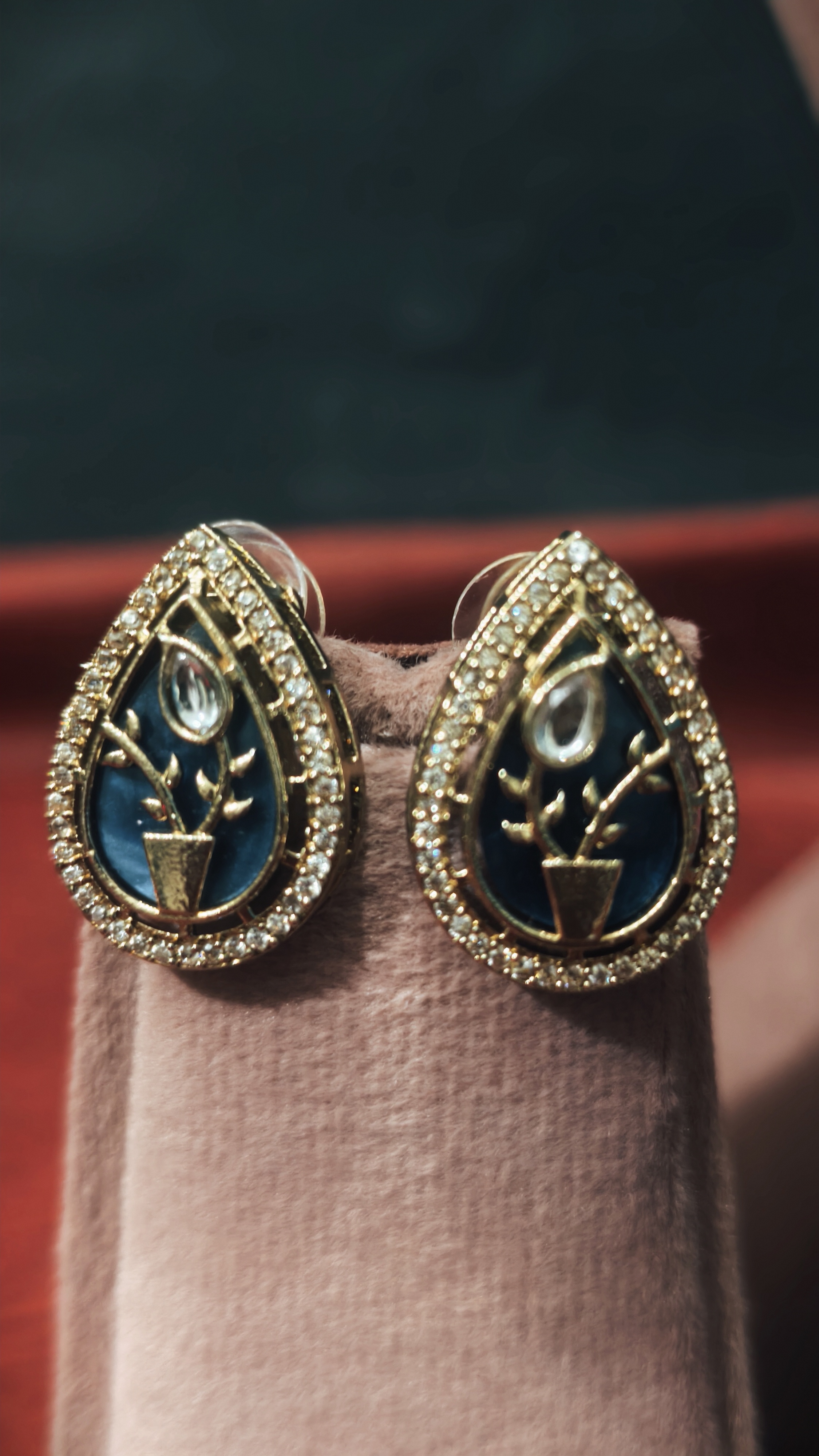 Blue MOP and Kundan Necklace Set