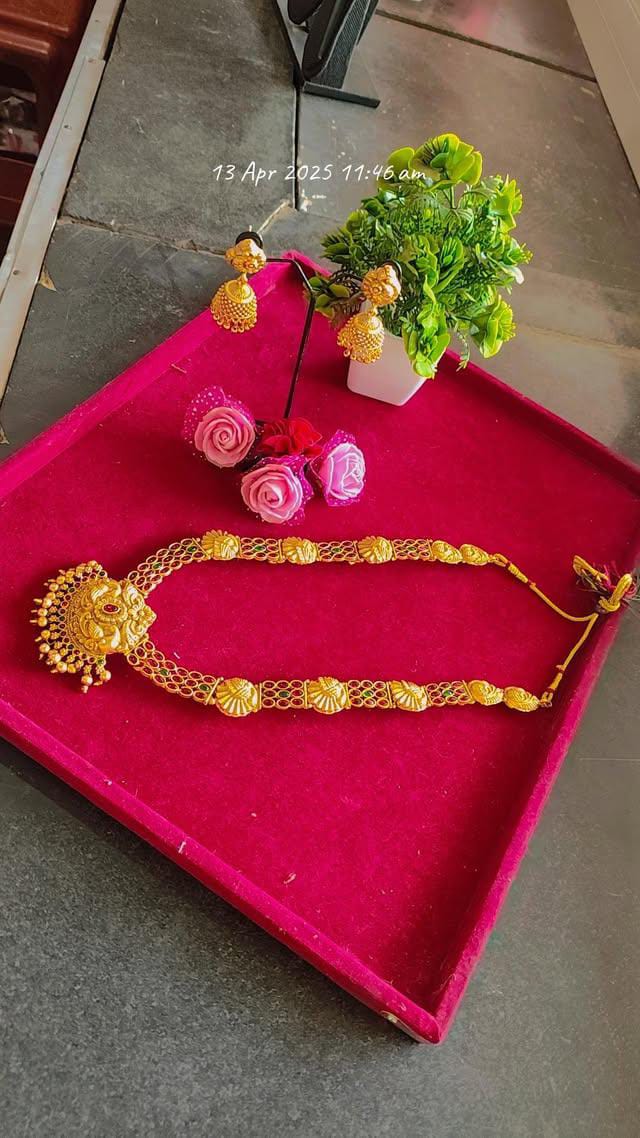 Golden Tample Necklace and Earrings Set