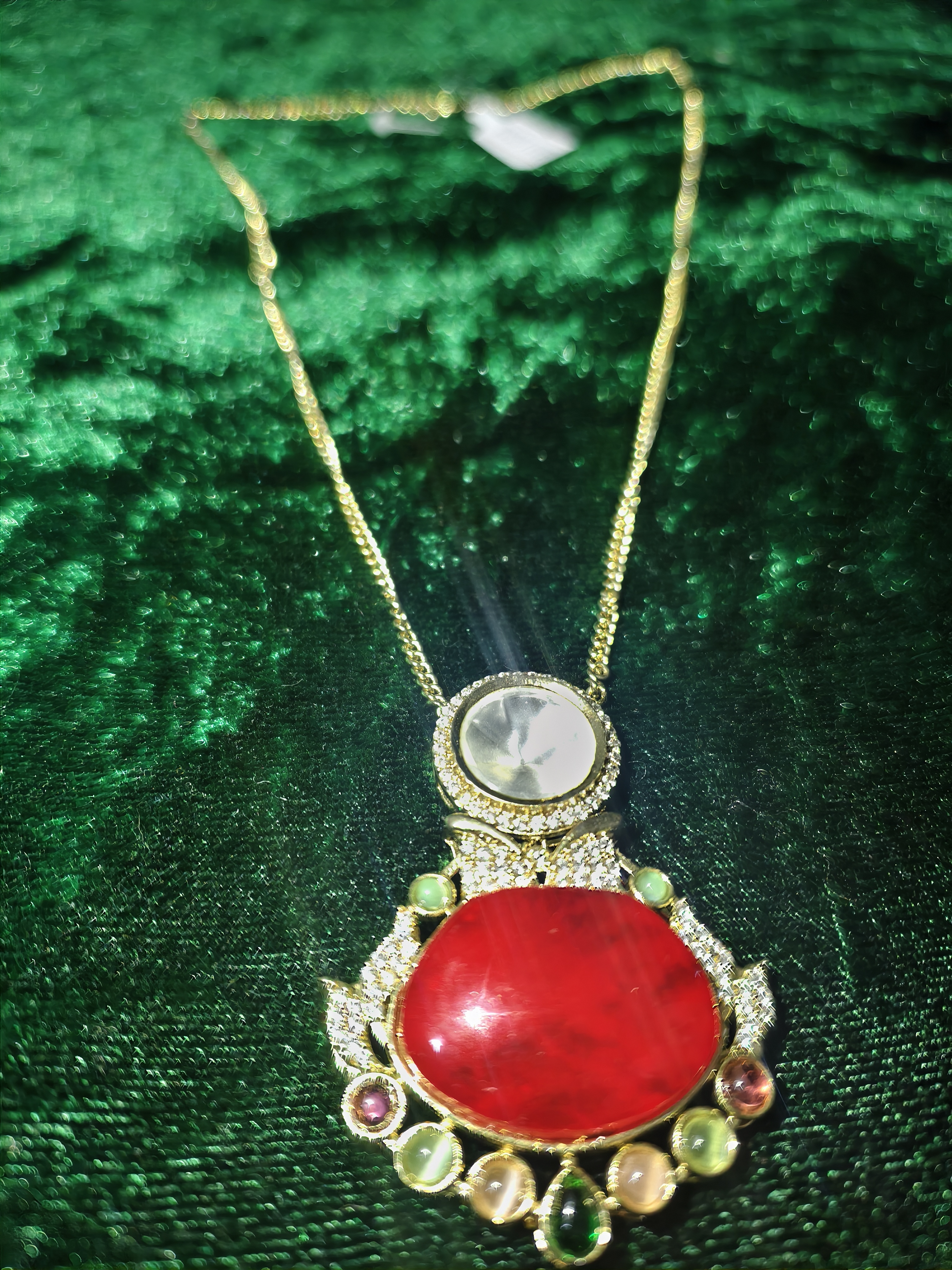Elegant Red doublete Stone chain pendant Set