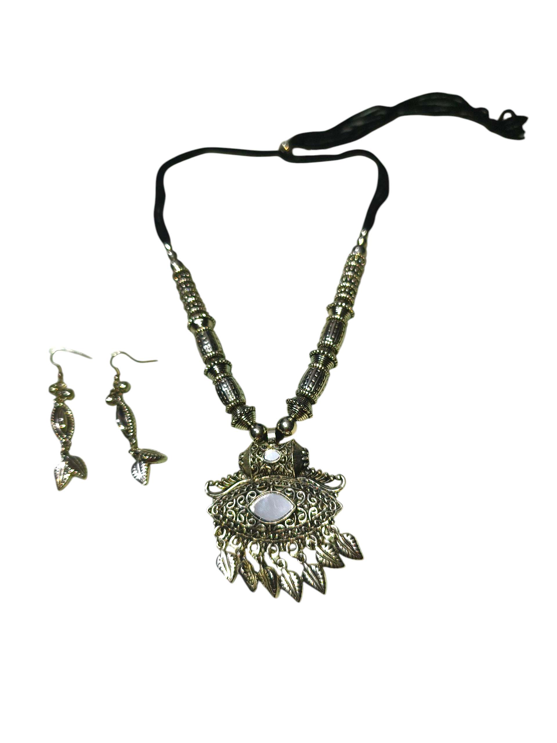 Traditional Silver Necklace Set