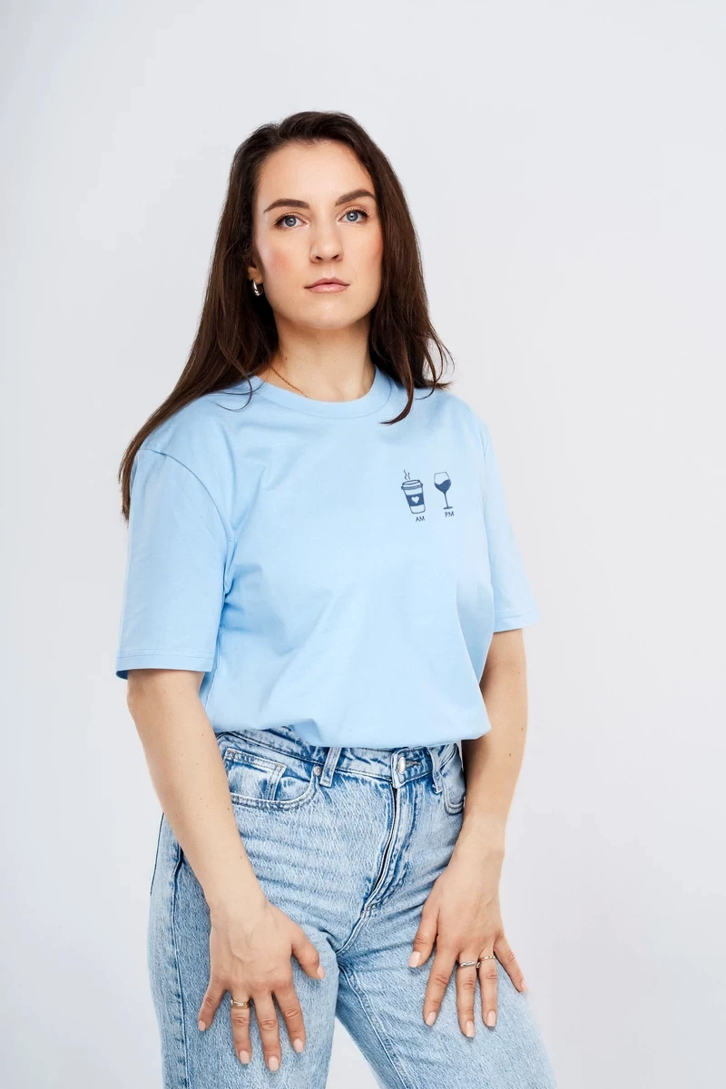 AM ir PM siuvinėti marškinėliai