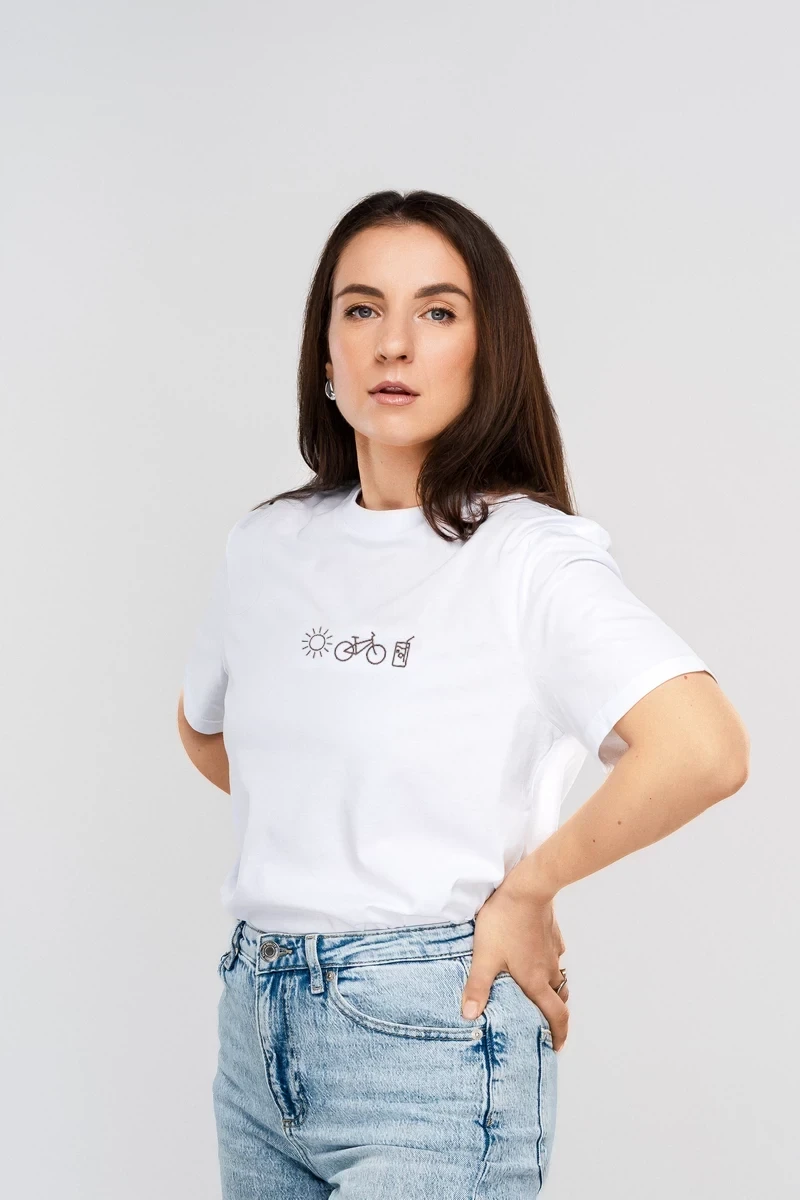 3 elementai siuvinėti marškinėliai