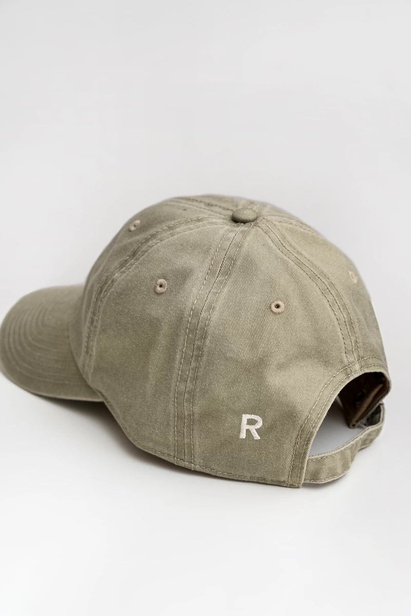 Kepurėlė su inicialais