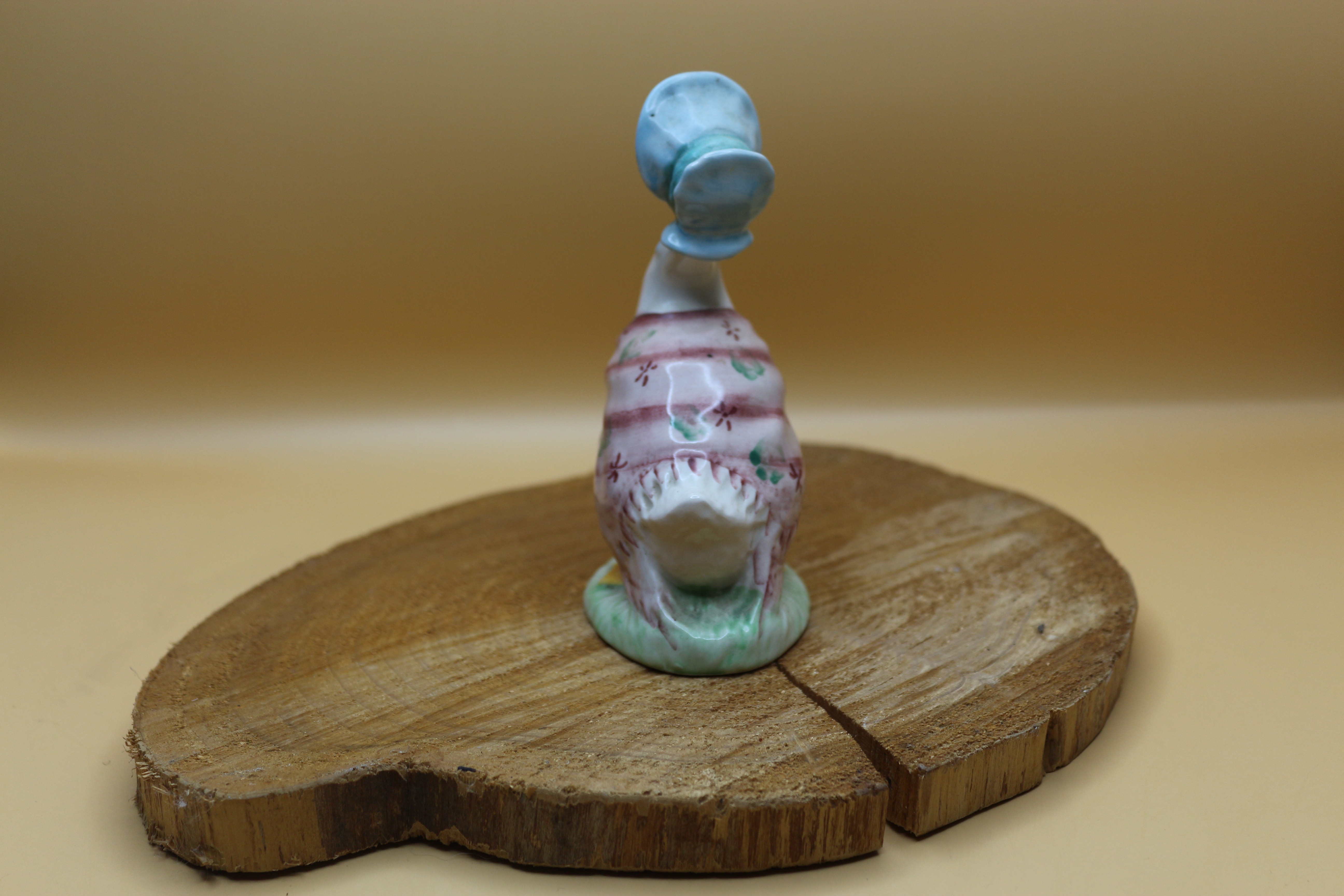 Beatrix Potter Royal Doulton Collectable Jemima Puddleduck Ceramic Figureine ~ So Cute!