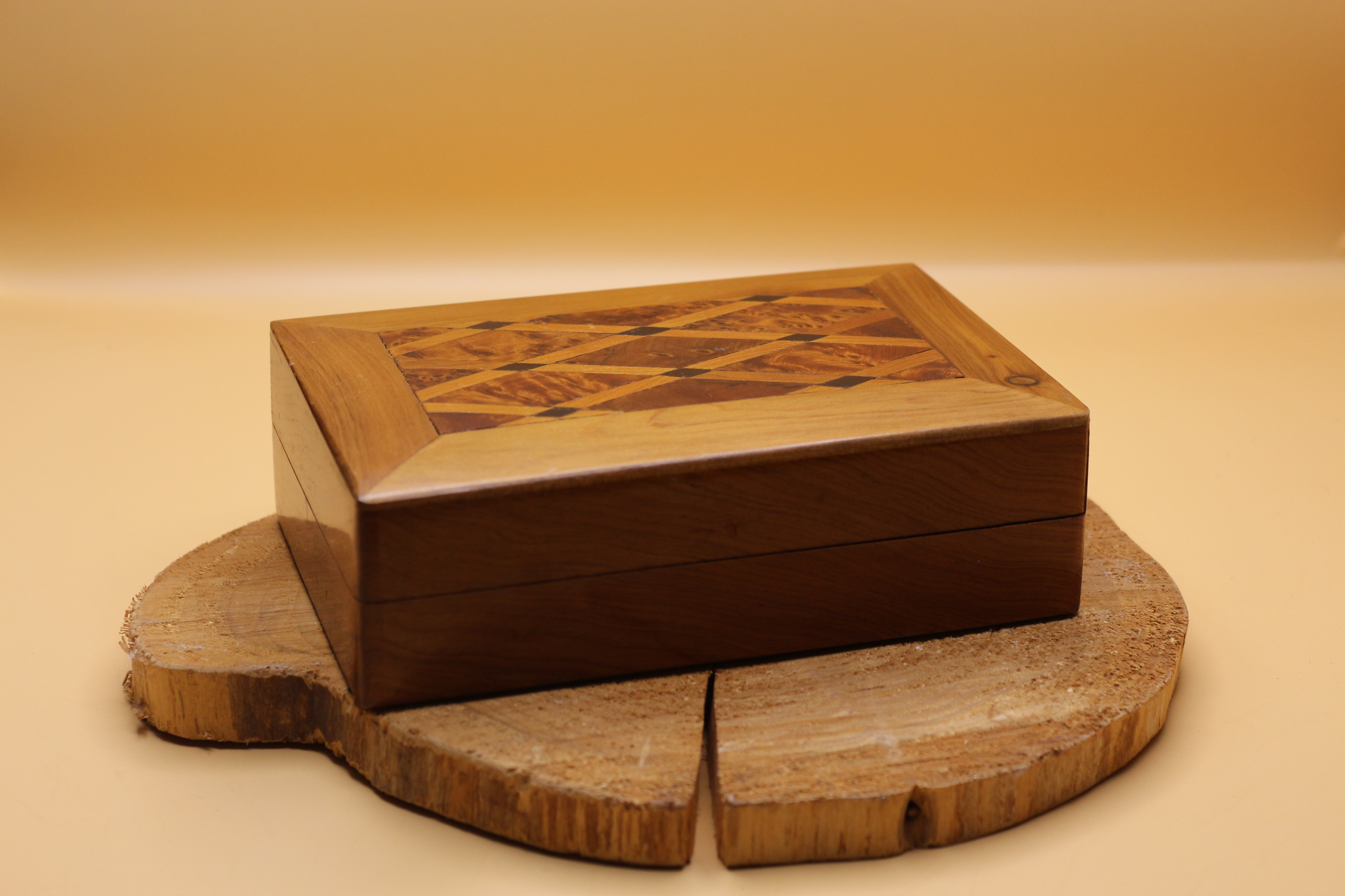 A Beautiful Burr Walnut and Yew Morrocan Wooden Trinket Box 