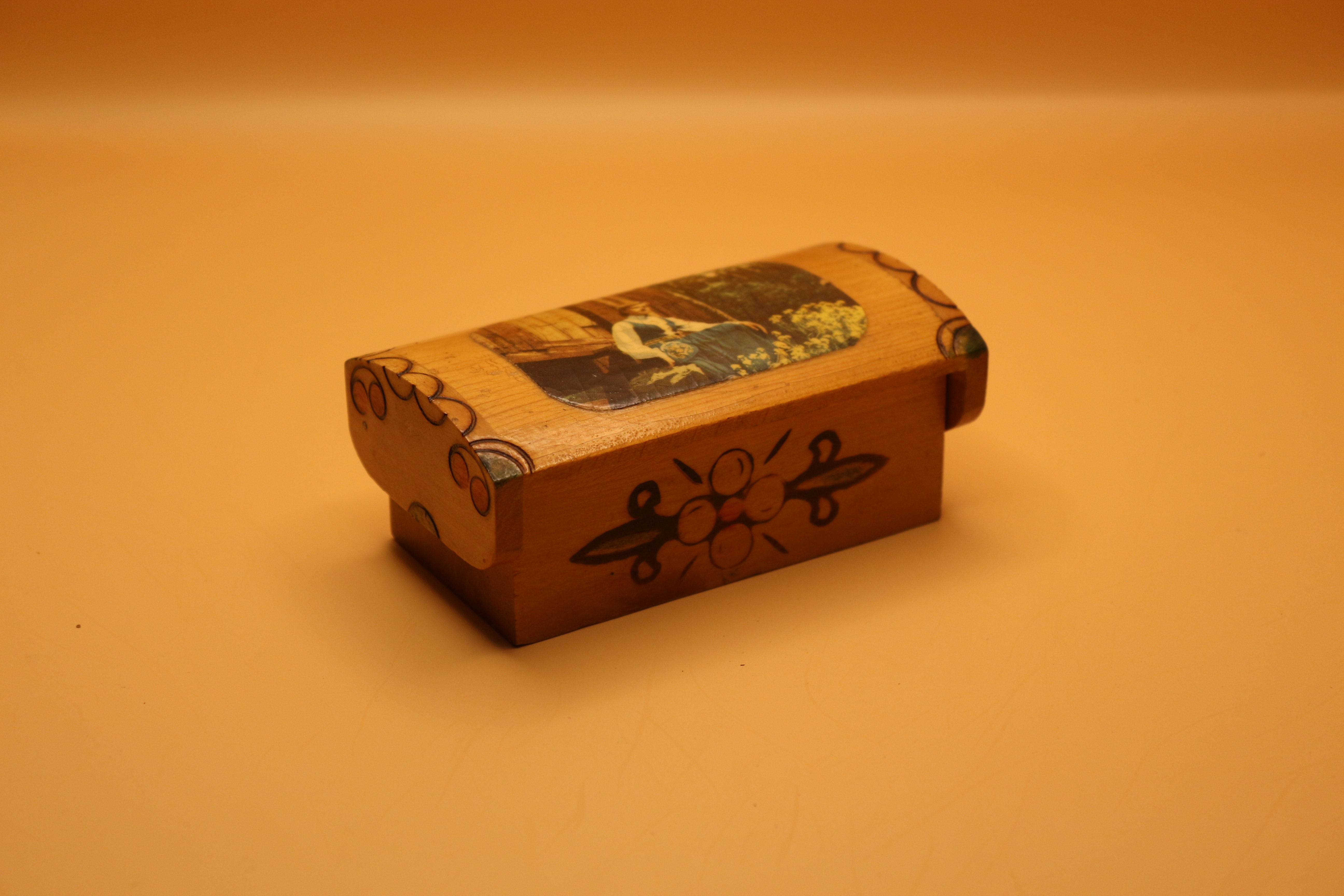 Norwegion Decorated Trinket Box ~ Stunning and Unusual!