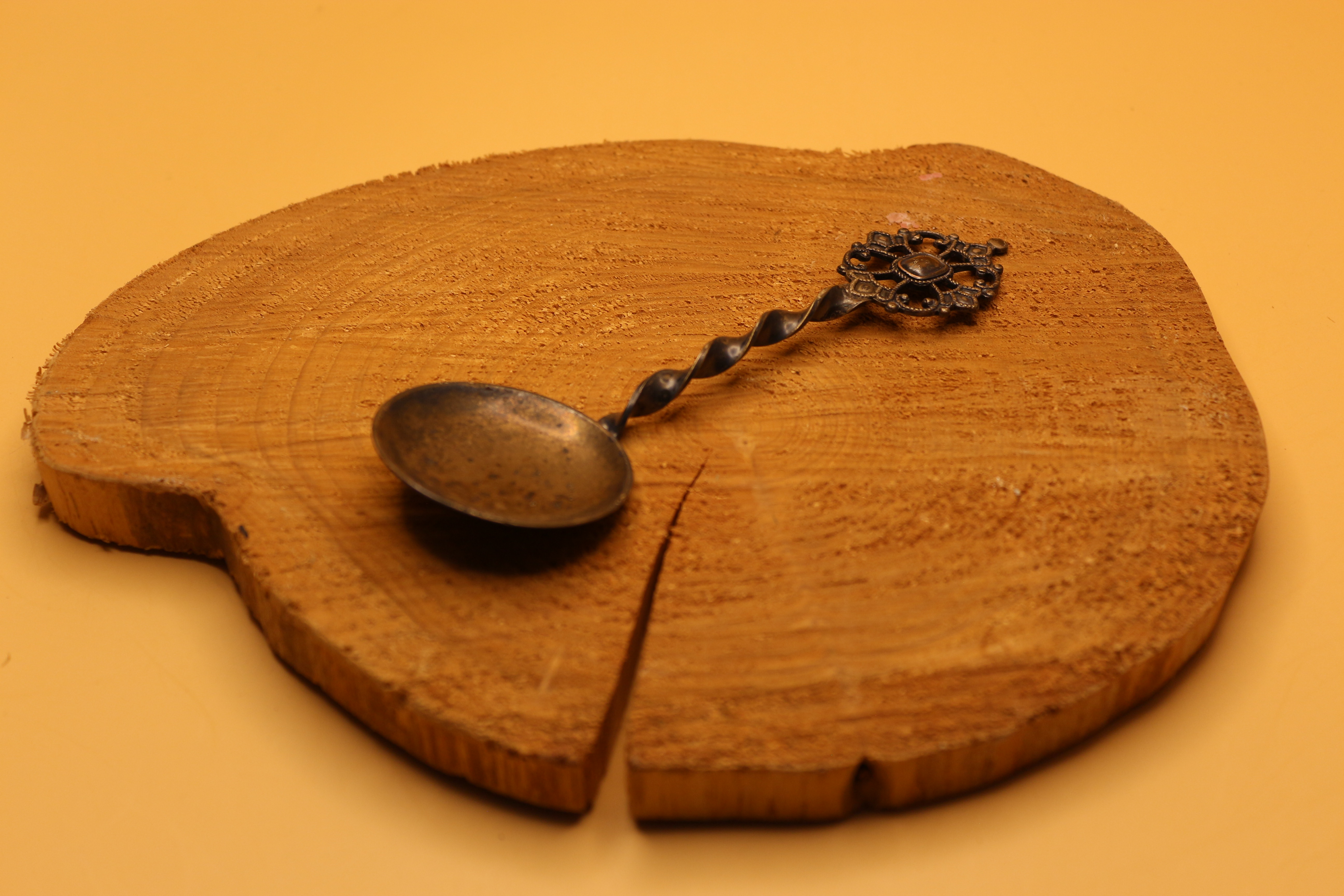 A Very Old ~ Curious ~ Vintage ~ Antique ~ Silver Spoon !
