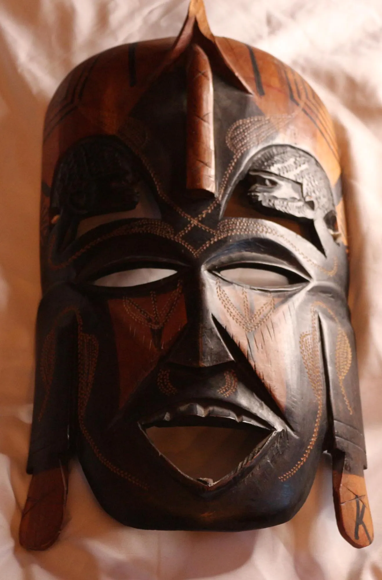 African Kenya Tribal Maasi Mask Genuine