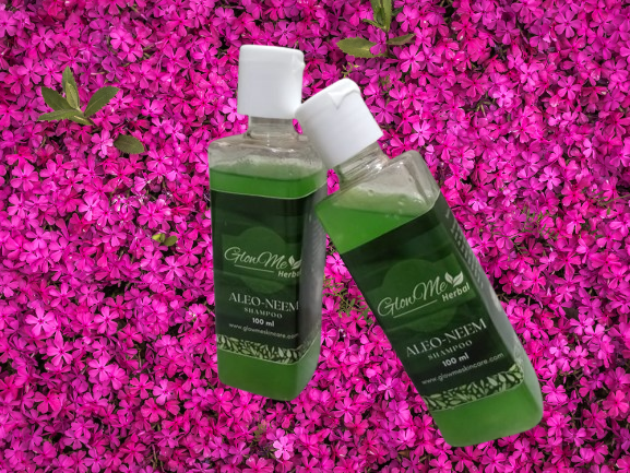 GlowMe Herbal Neem Shampoo 