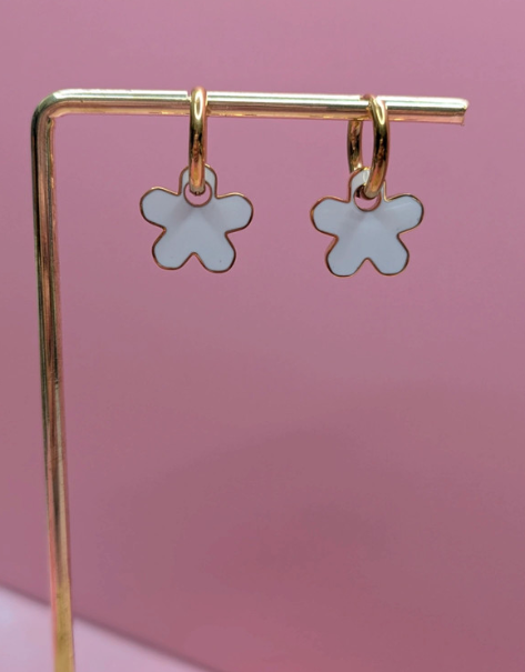 Flower-shaped Drop Earrings