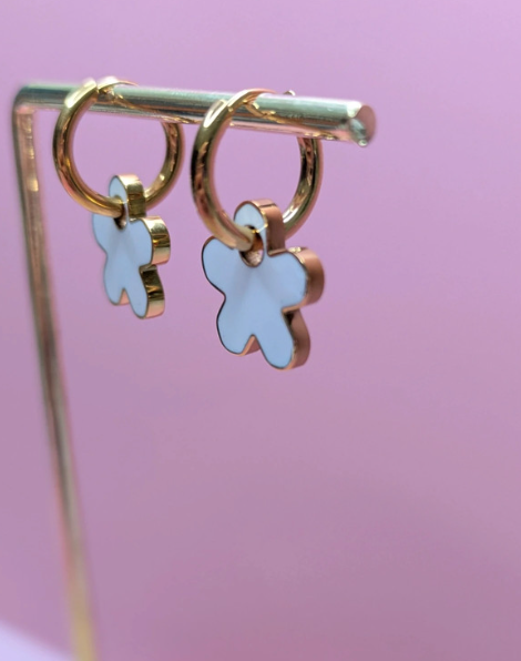 Flower-shaped Drop Earrings