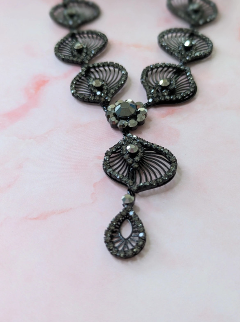 Elegant Black Necklace
