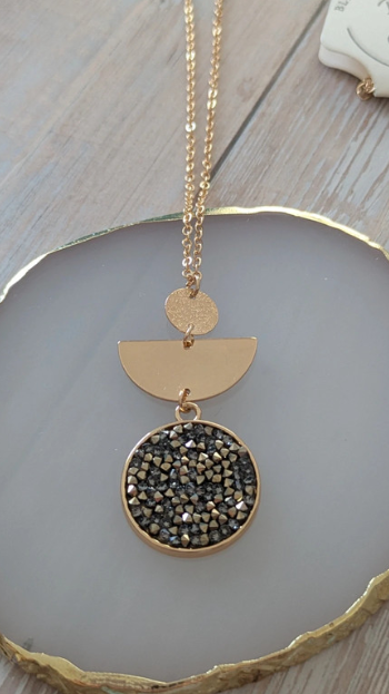 Geometric Pendant Necklace