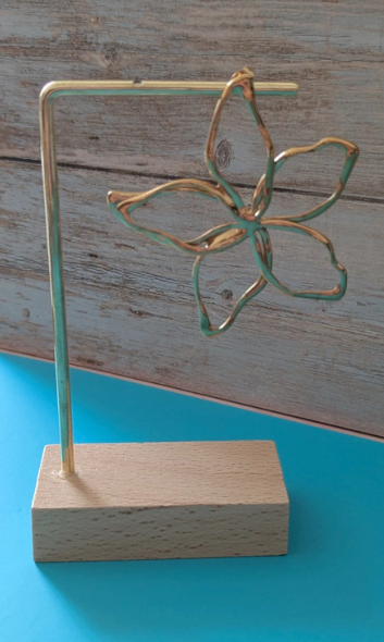 Decorative Metal Flower Sculpture