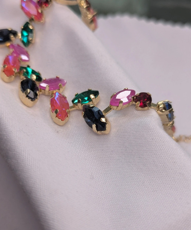 Bracciale multicolore con pietre preziose