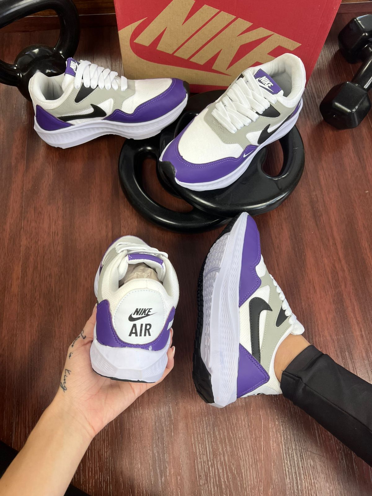 #004 Nike Zoom Fit branco roxo do 34 ao 39 R$199,90