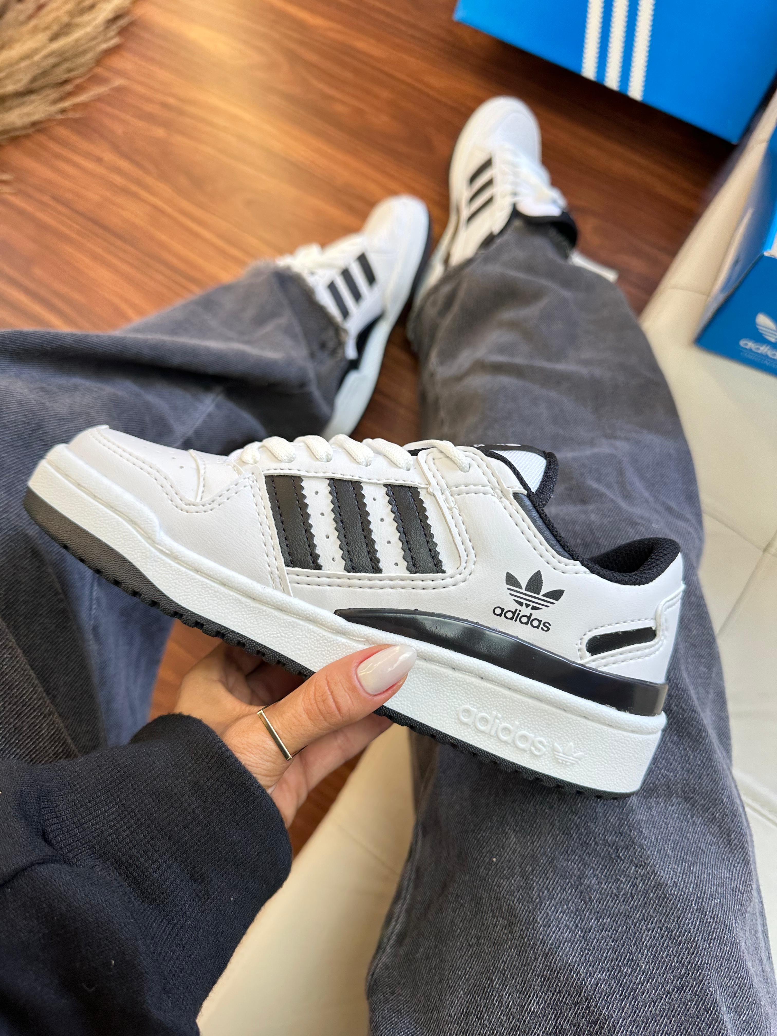 #006 Adidas Fórum branco preto do 34 ao 43 R$239,90