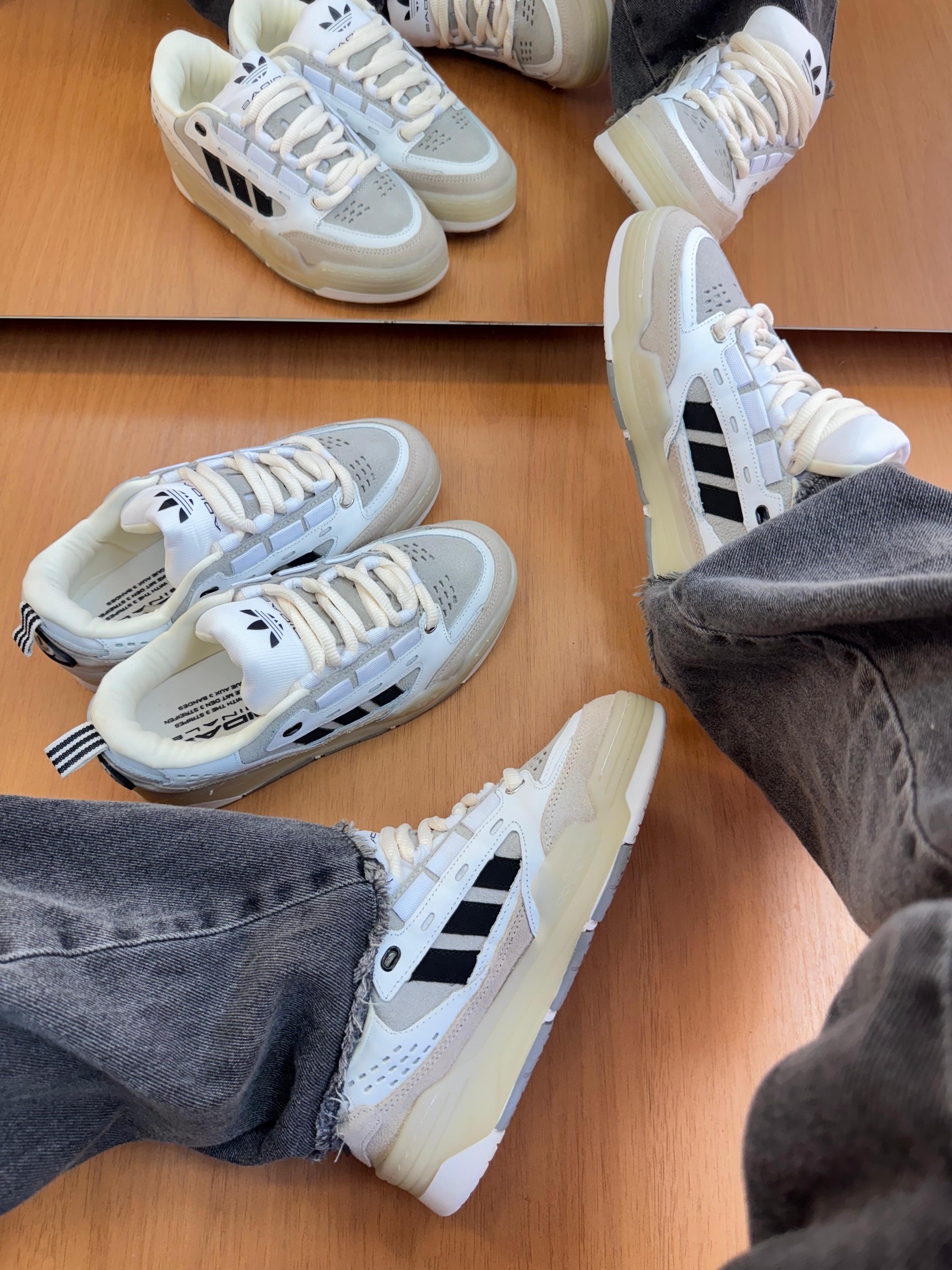 #019 Adidas Originals Adi2000 do 34 ao 43 todo em couro e solado de borracha R$379,90