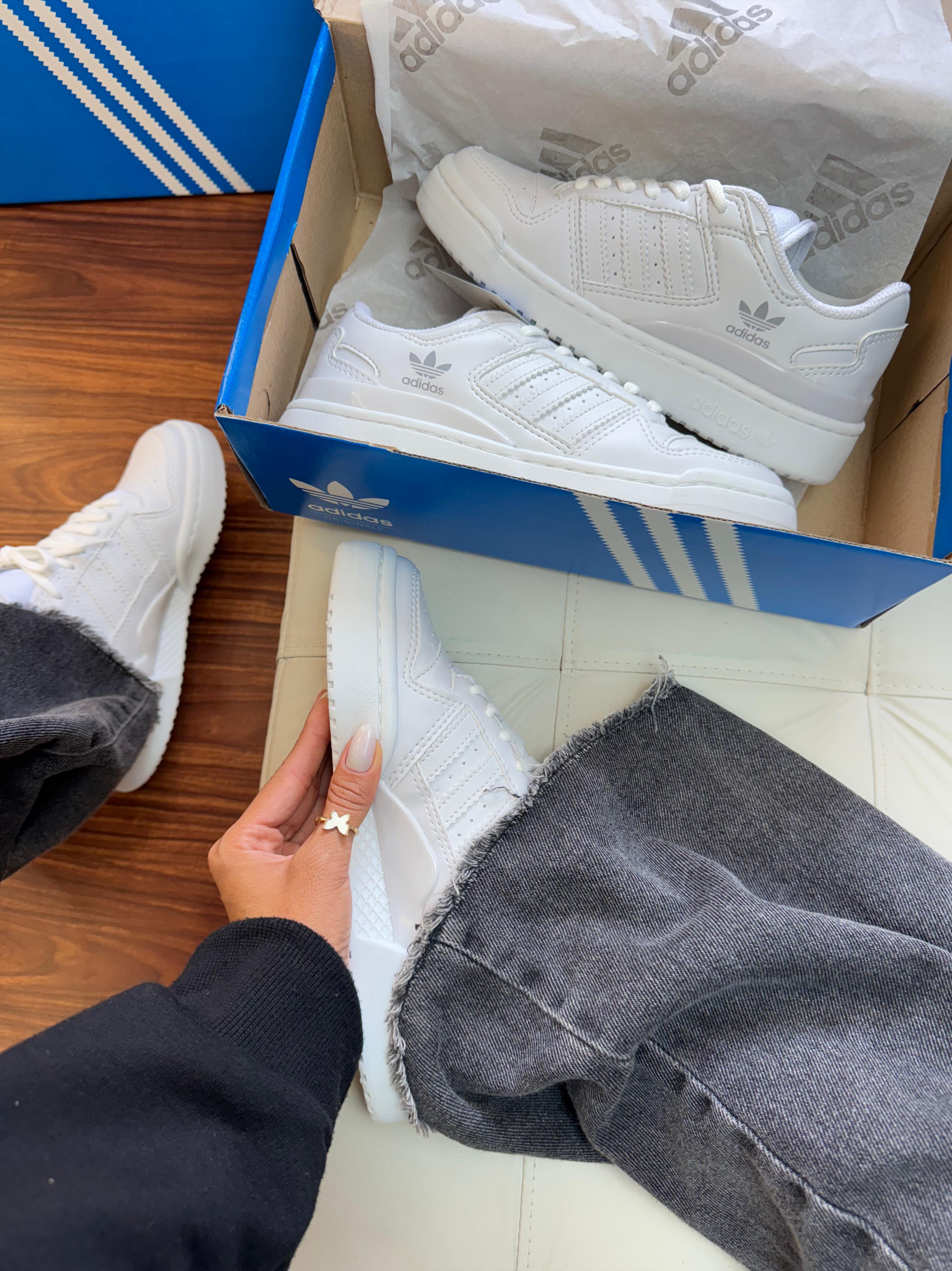 #022 Adidas Fórum branco do 34 ao 43 R$219,90
