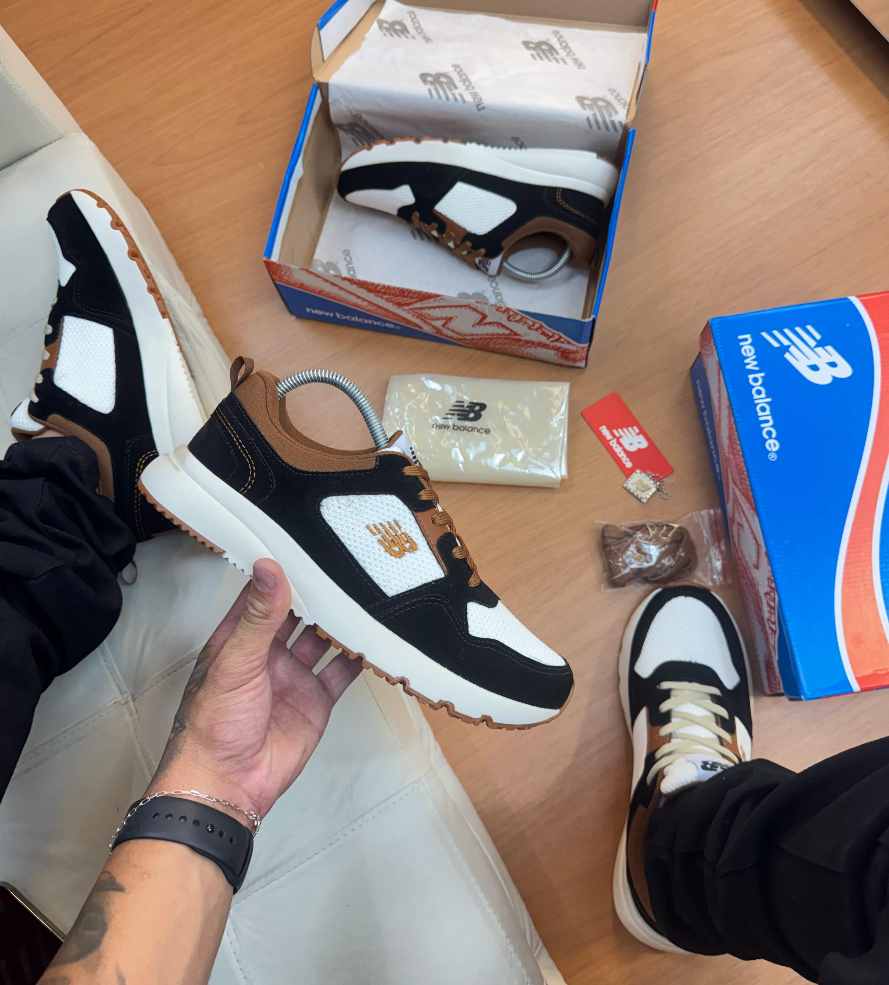 #029 New Balance Drops camurça do 38 ao 43 R$269,90