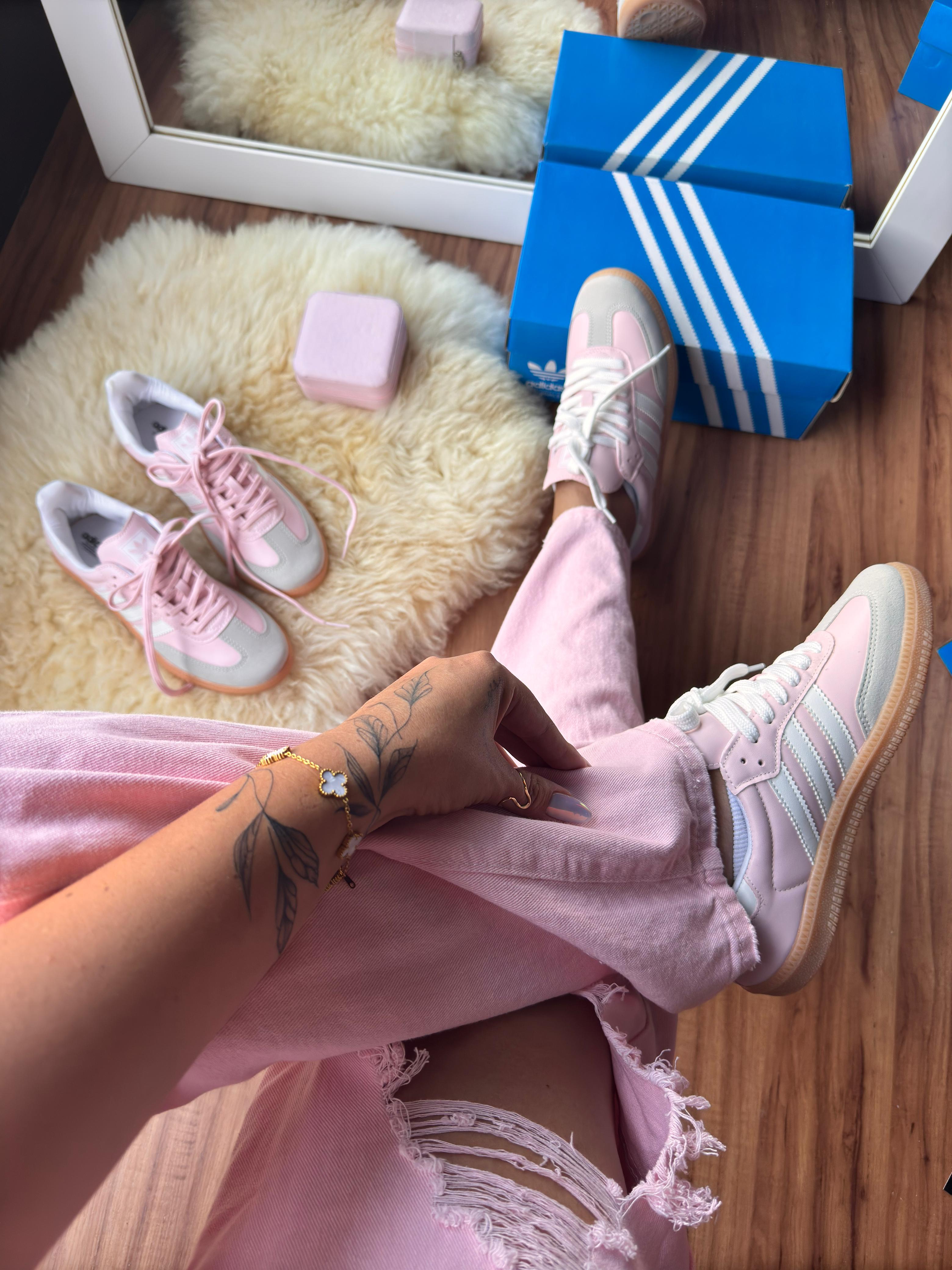 #035 Adidas Samba sintético rosa bebê do 34 ao 39 R$194,90