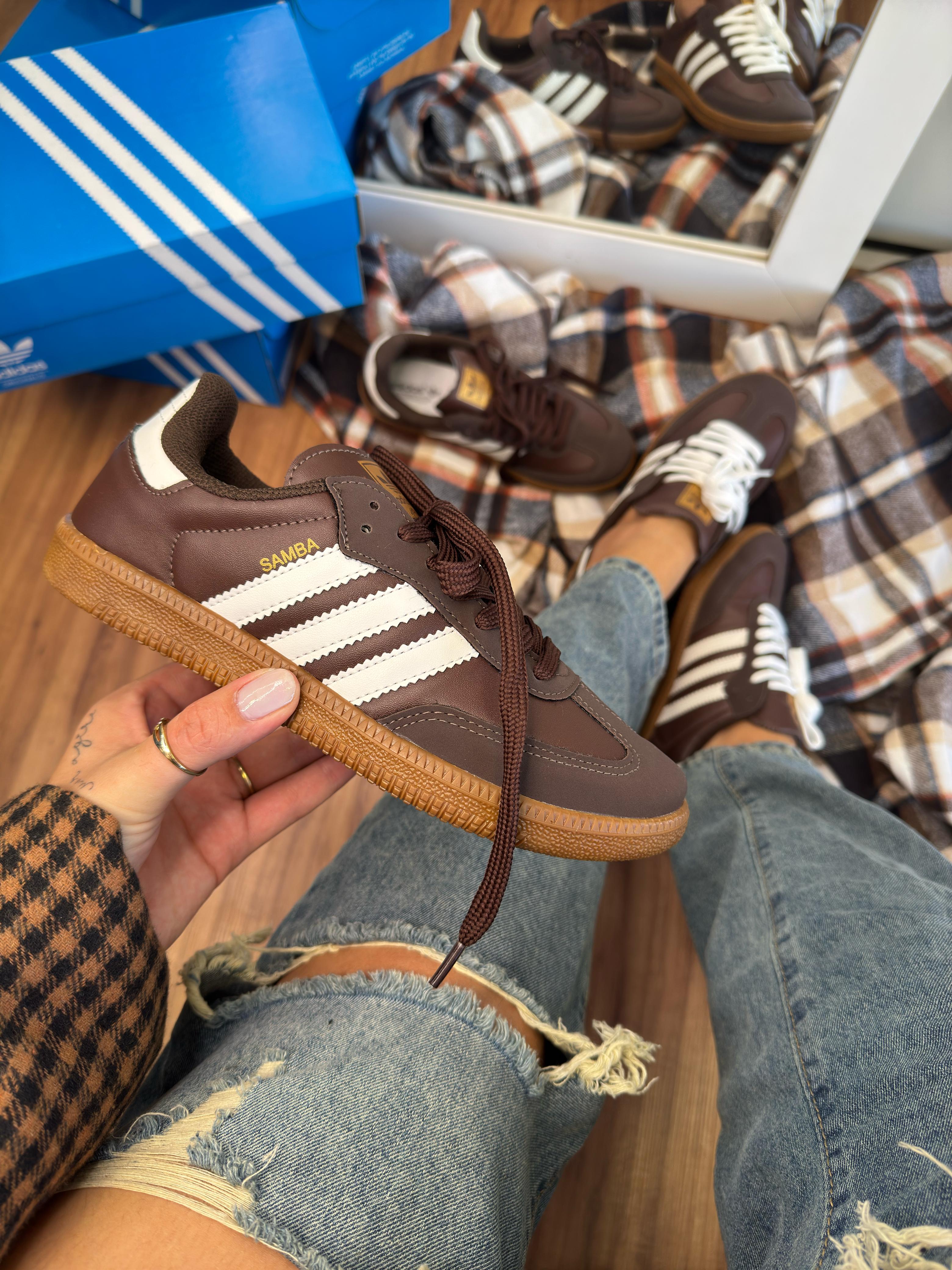 #045 Adidas Samba sintético marrom do 34 ao 39 R$237,90