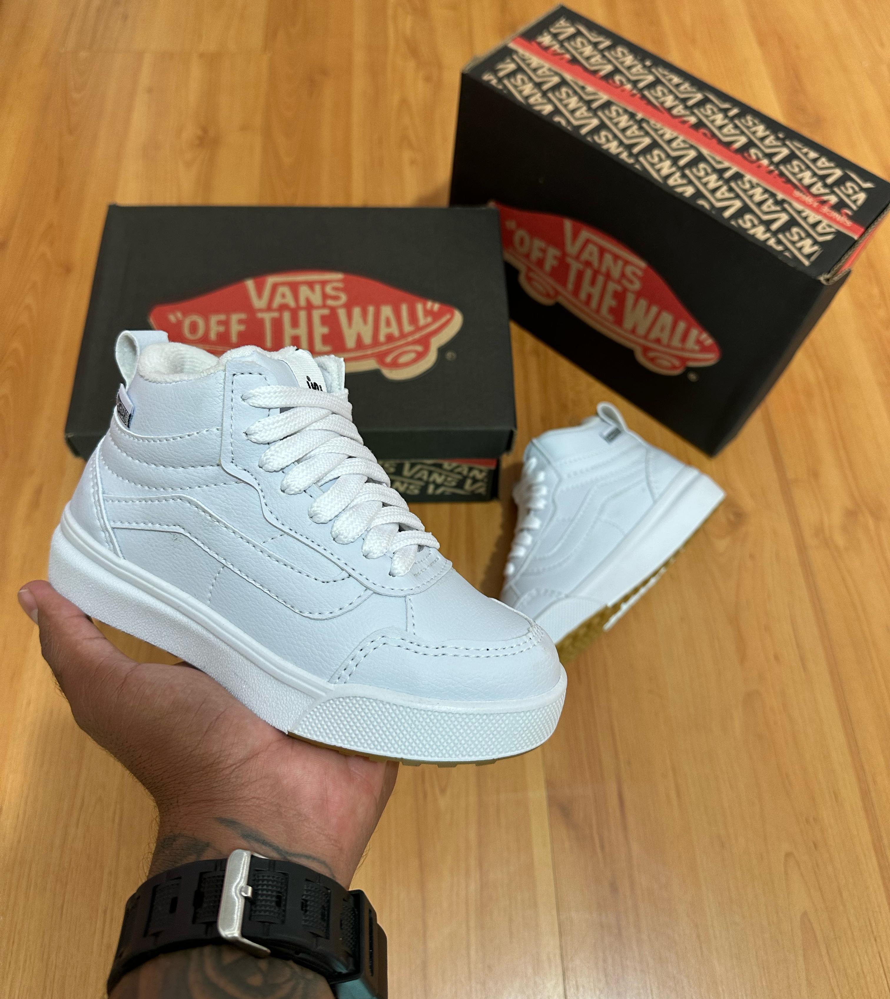 #056 Vans Ultra infantil bota branco do 26 ao 33 R$159,90