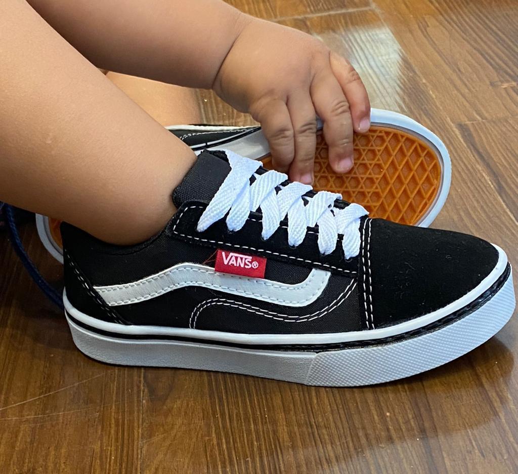 #057 Vans Old Skool infantil preto branco do 26 ao 33 R$137,90