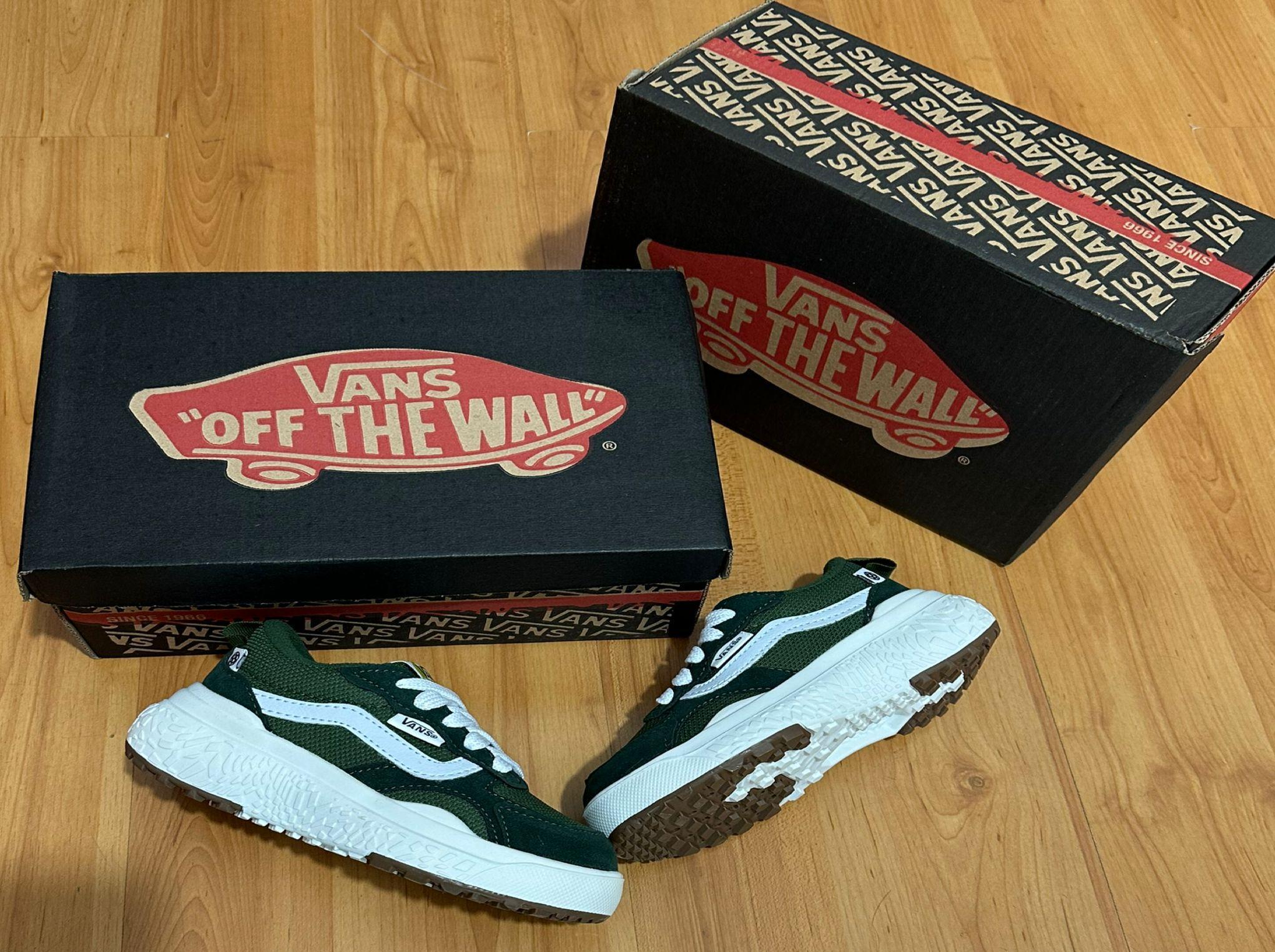#058 Vans Neo infantil verde militar do 27 ao 33 R$162,90