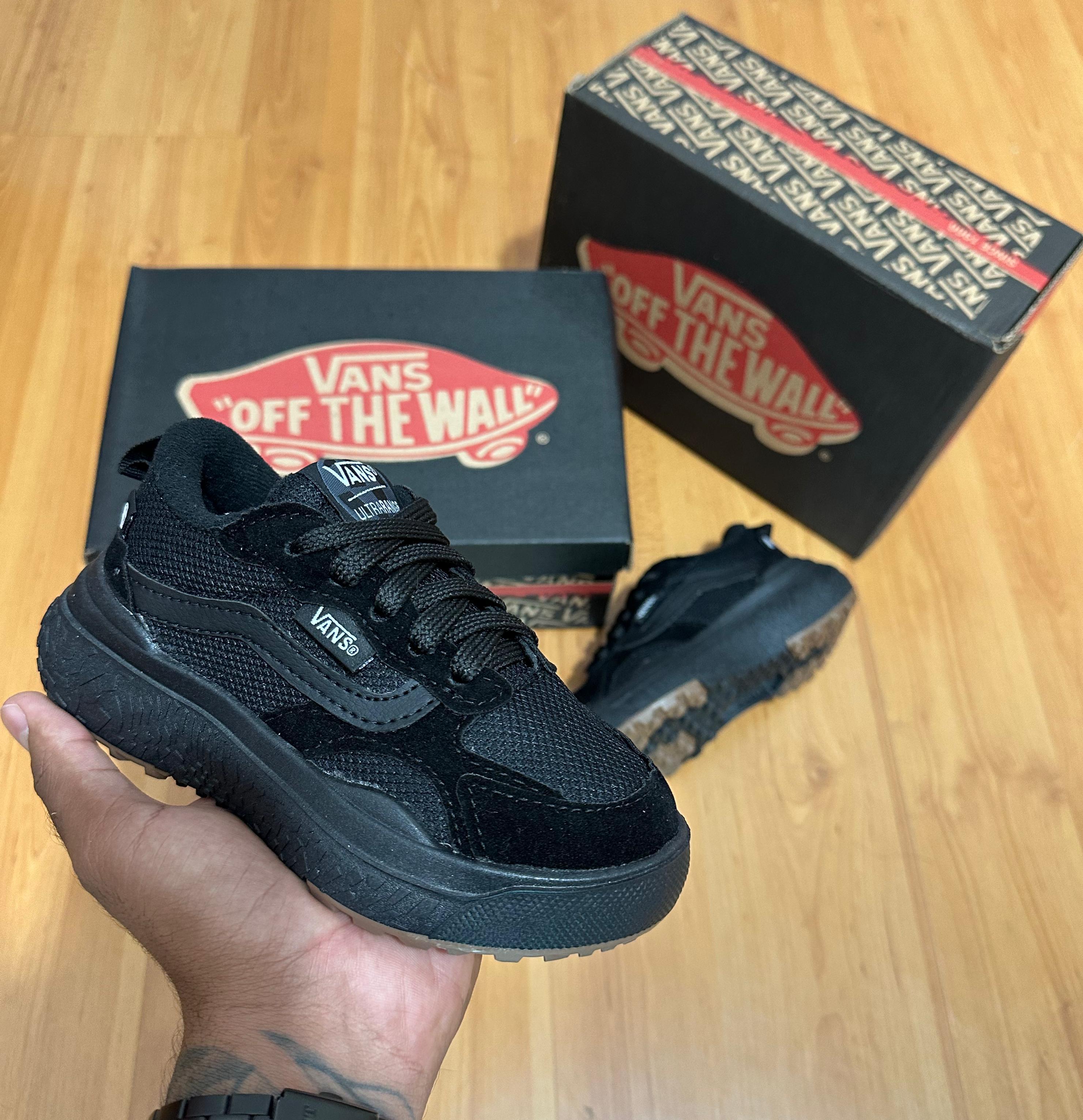 #061 Vans Neo infantil preto do 26 ao 33 R$159,90