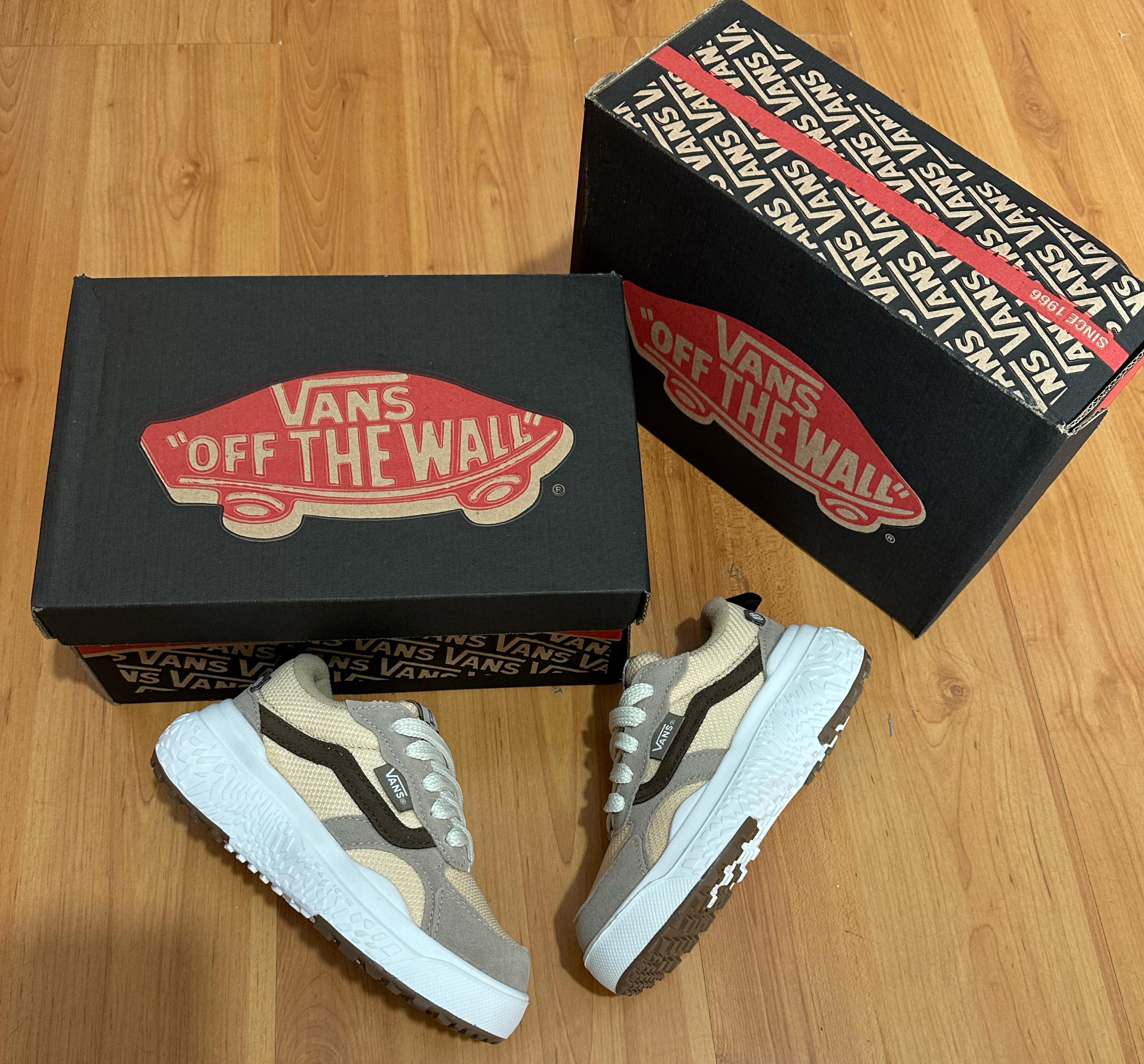 #062 Vans Neo infantil bege do 26 ao 33 R$162,90