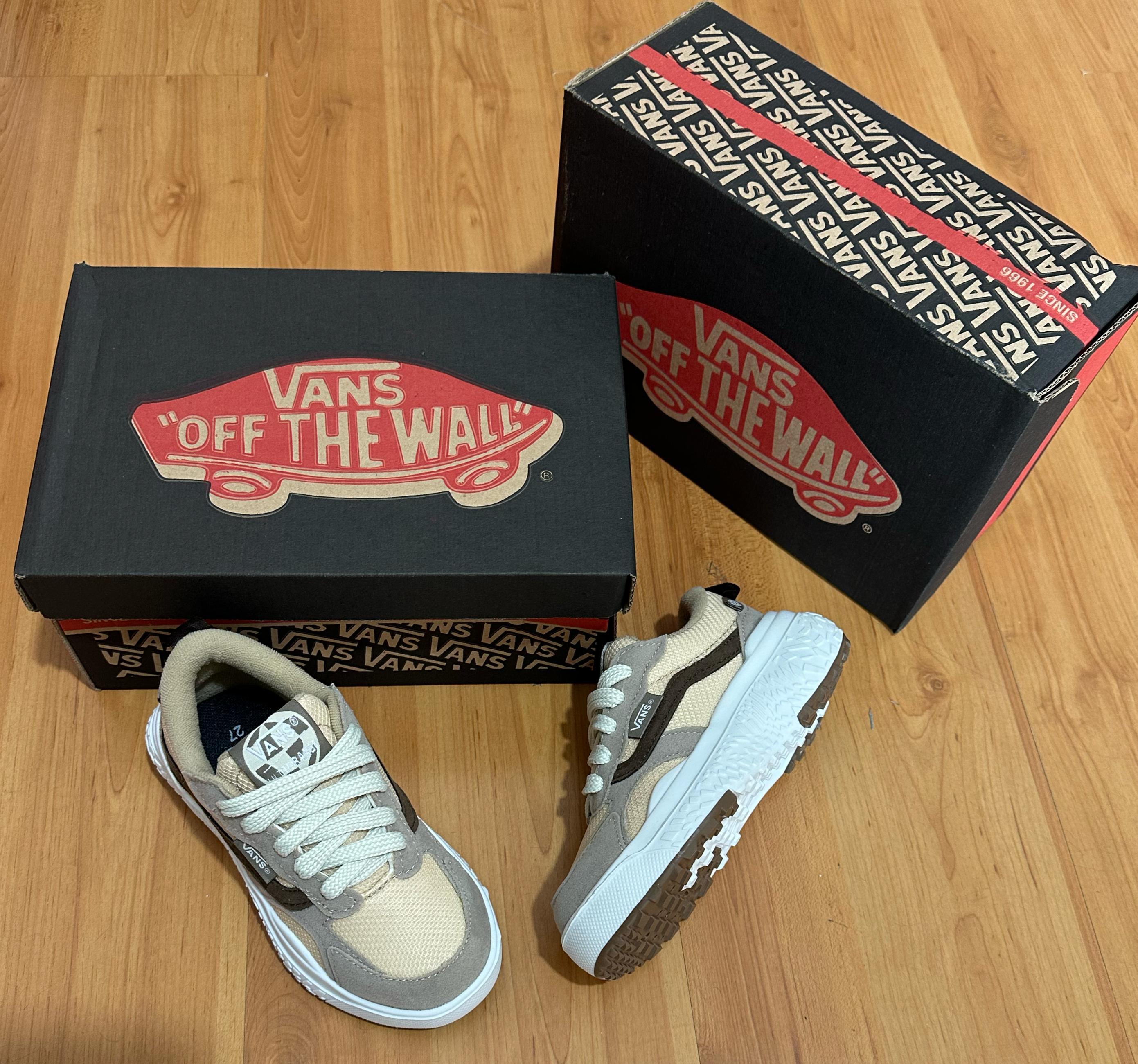 #062 Vans Neo infantil bege do 26 ao 33 R$162,90