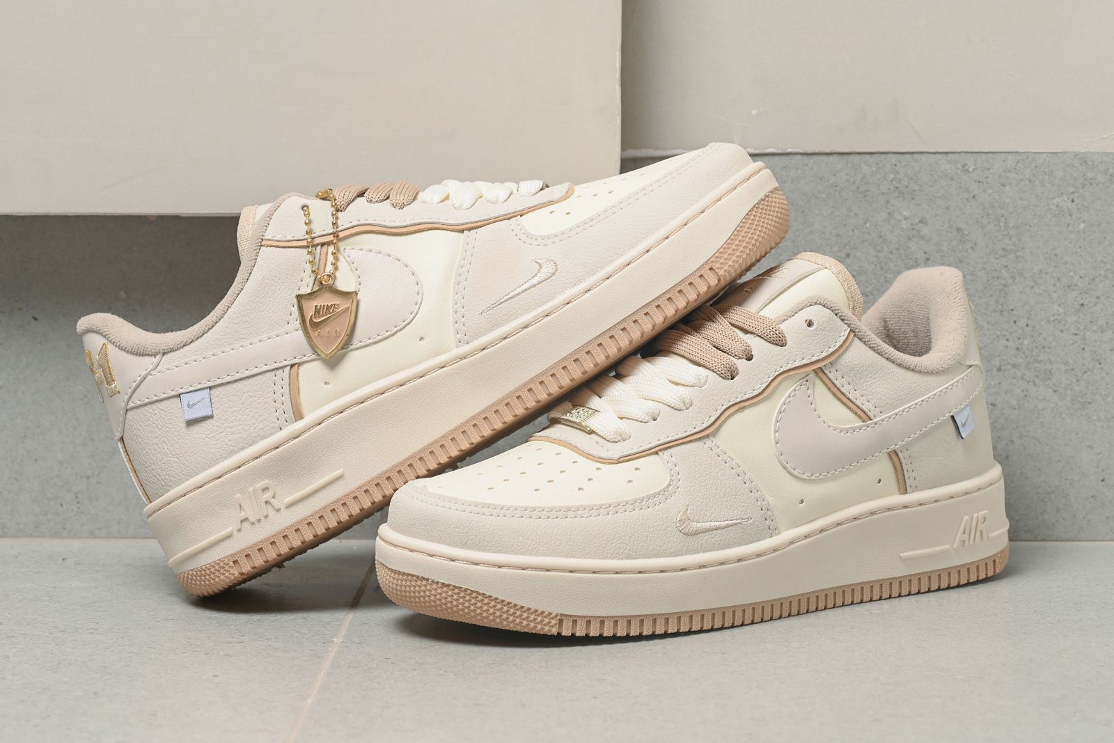 #071 Nike AF-1 colors do 34 ao 39 R$217,90