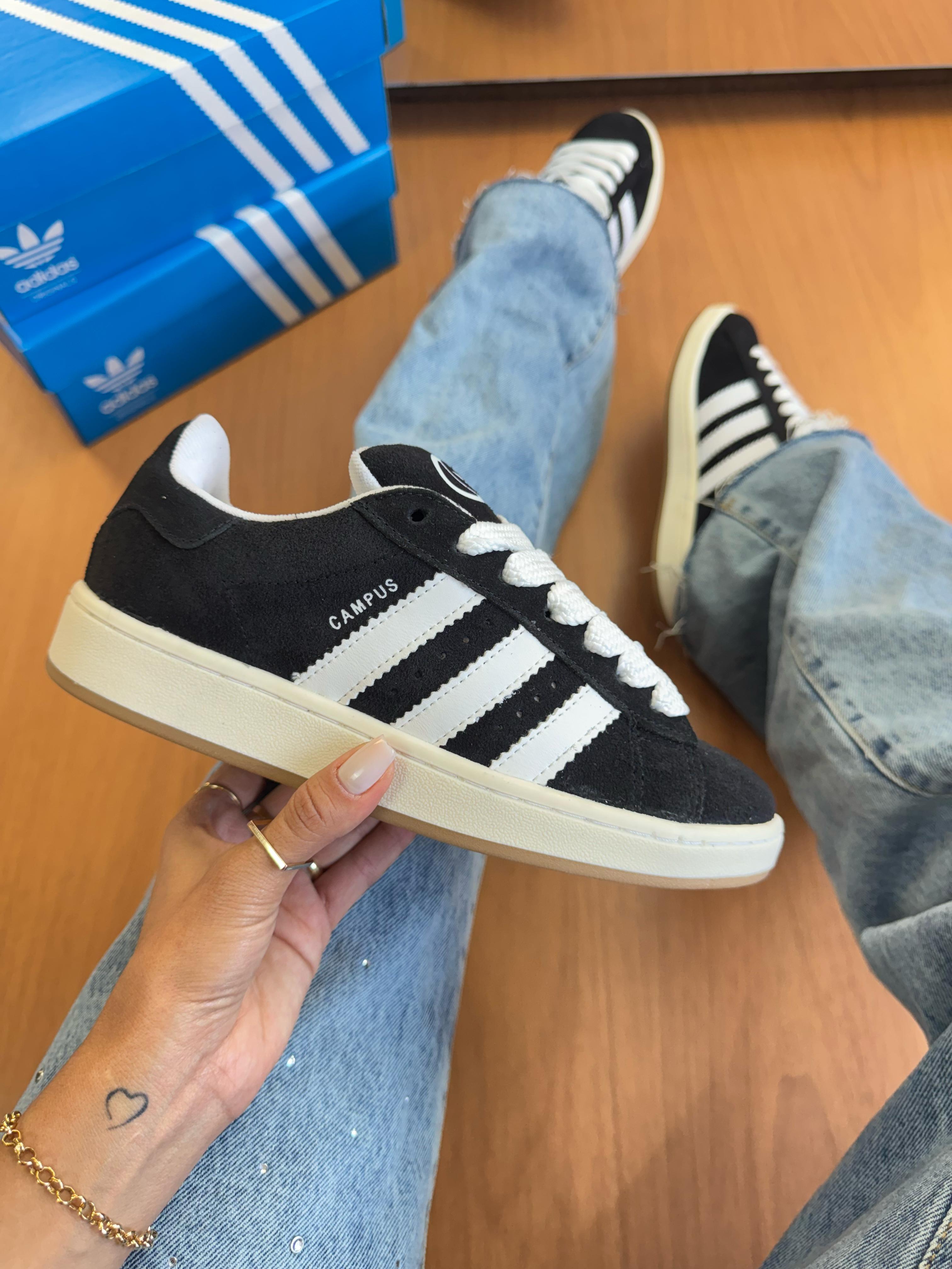 #074 Adidas Campus OOs couro prime preto do 34 ao 43 R$319,90
