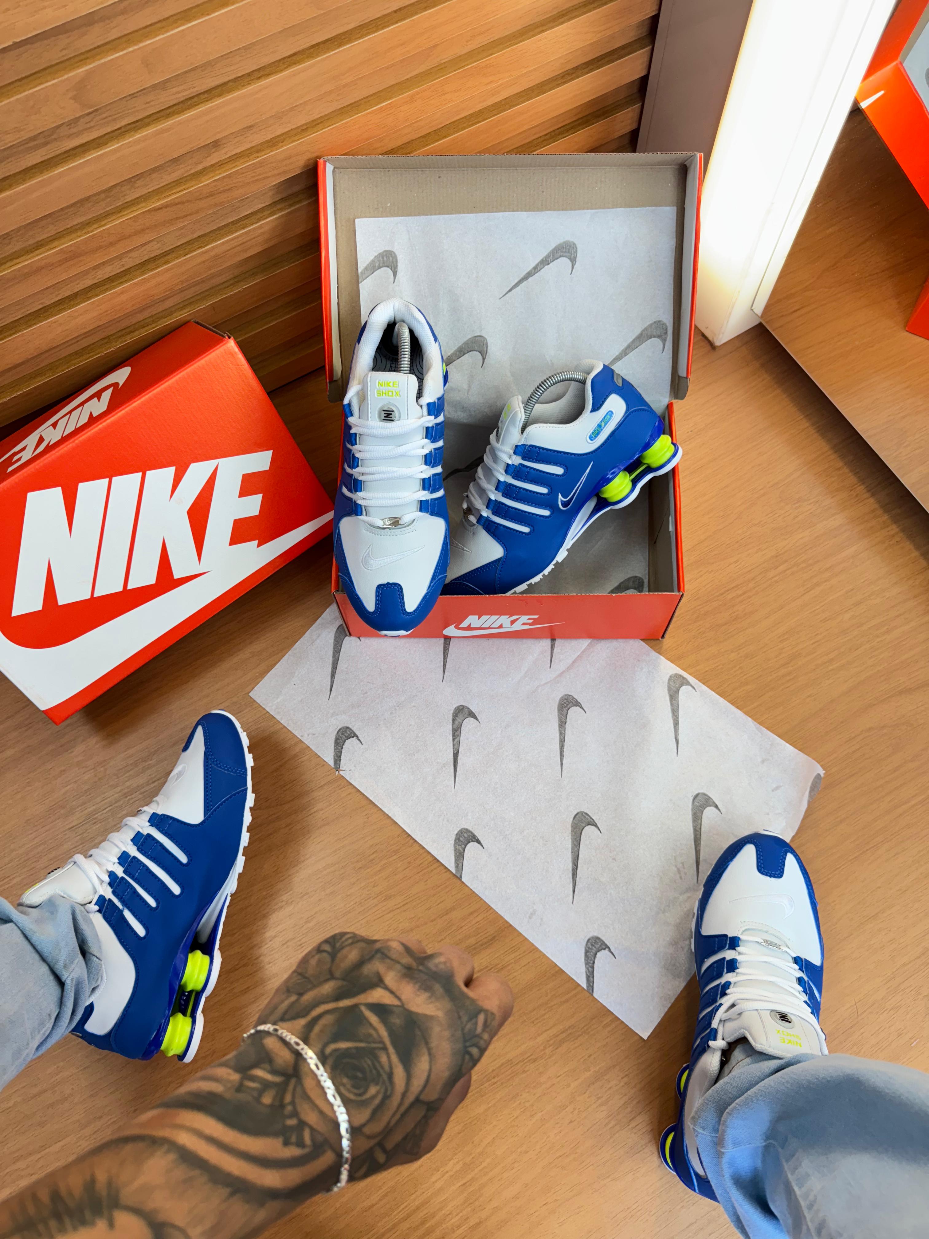 #082 Nike Shox Nz Prime traseira PU( amortece) cadarço ponta de ferro, do 38 ao 43 R$249,90
