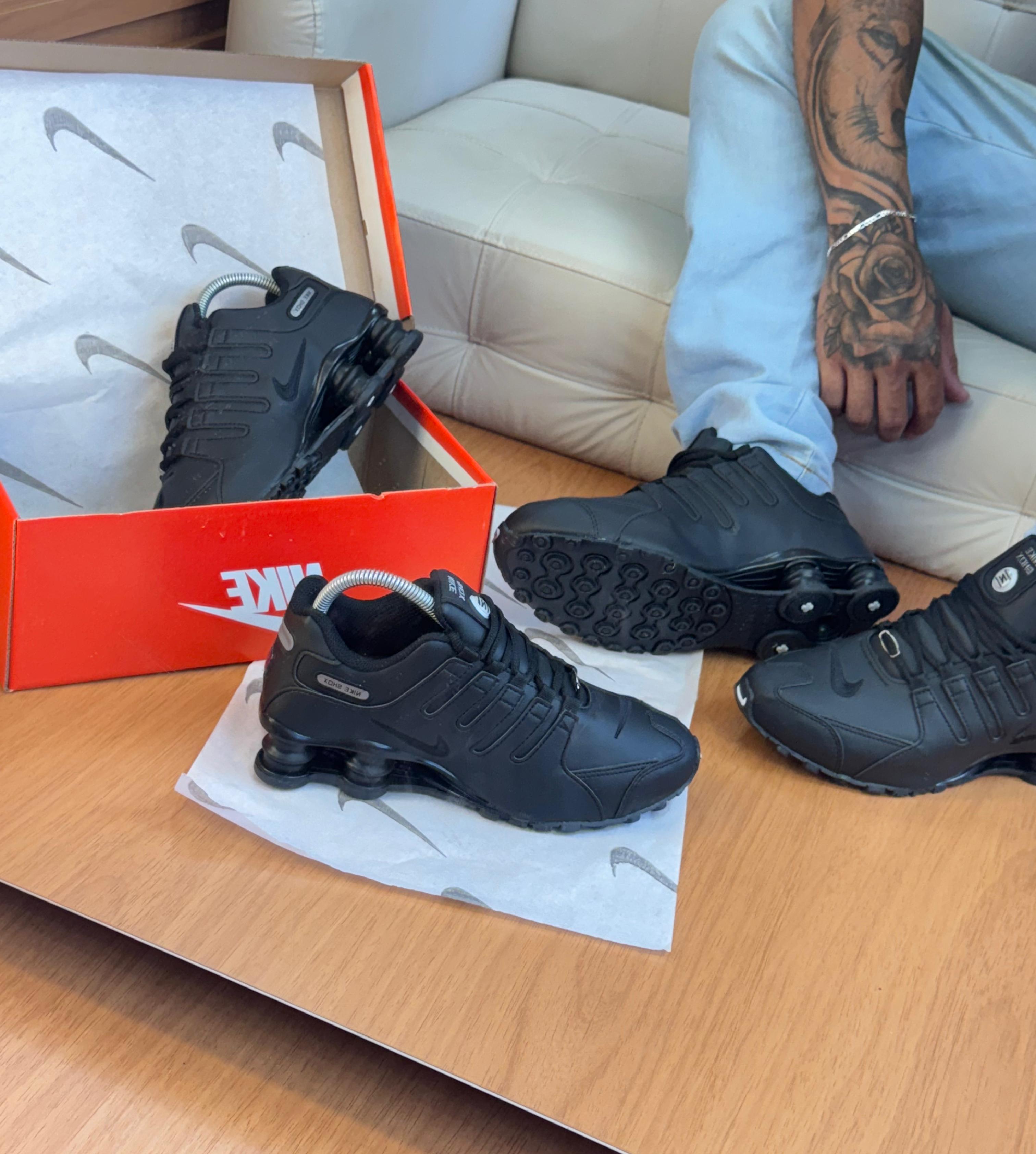#083 Nike Shox Nz Prime traseira PU(amortece) cadarço ponteira de ferro, do 38 ao 43 R$249,90