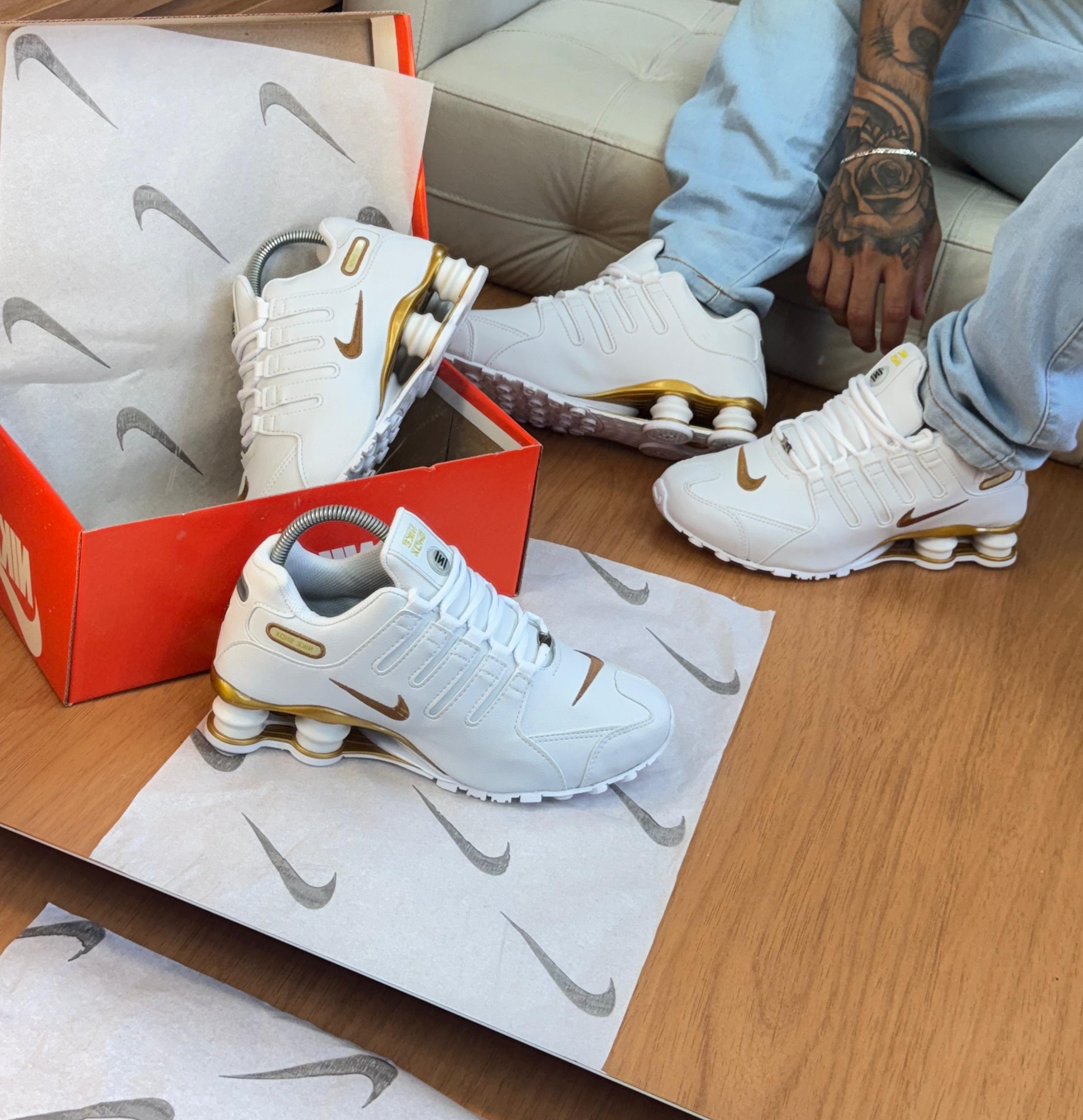 #084 Nike Shox Nz Prime traseira PU(amortece) cadarço ponta de ferro, do 38 ao 43 R$259,90