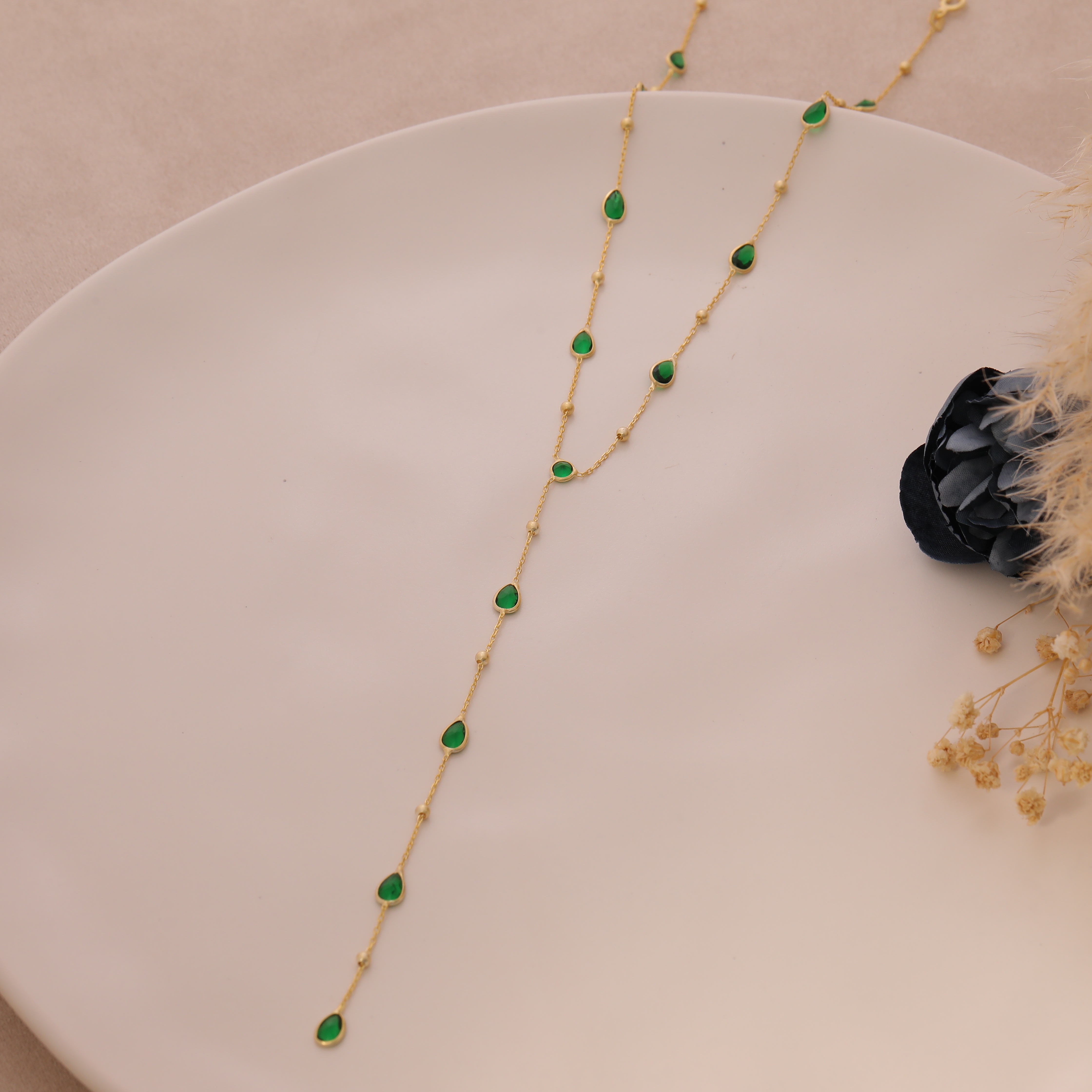 Elegant Gold Lariat Necklace