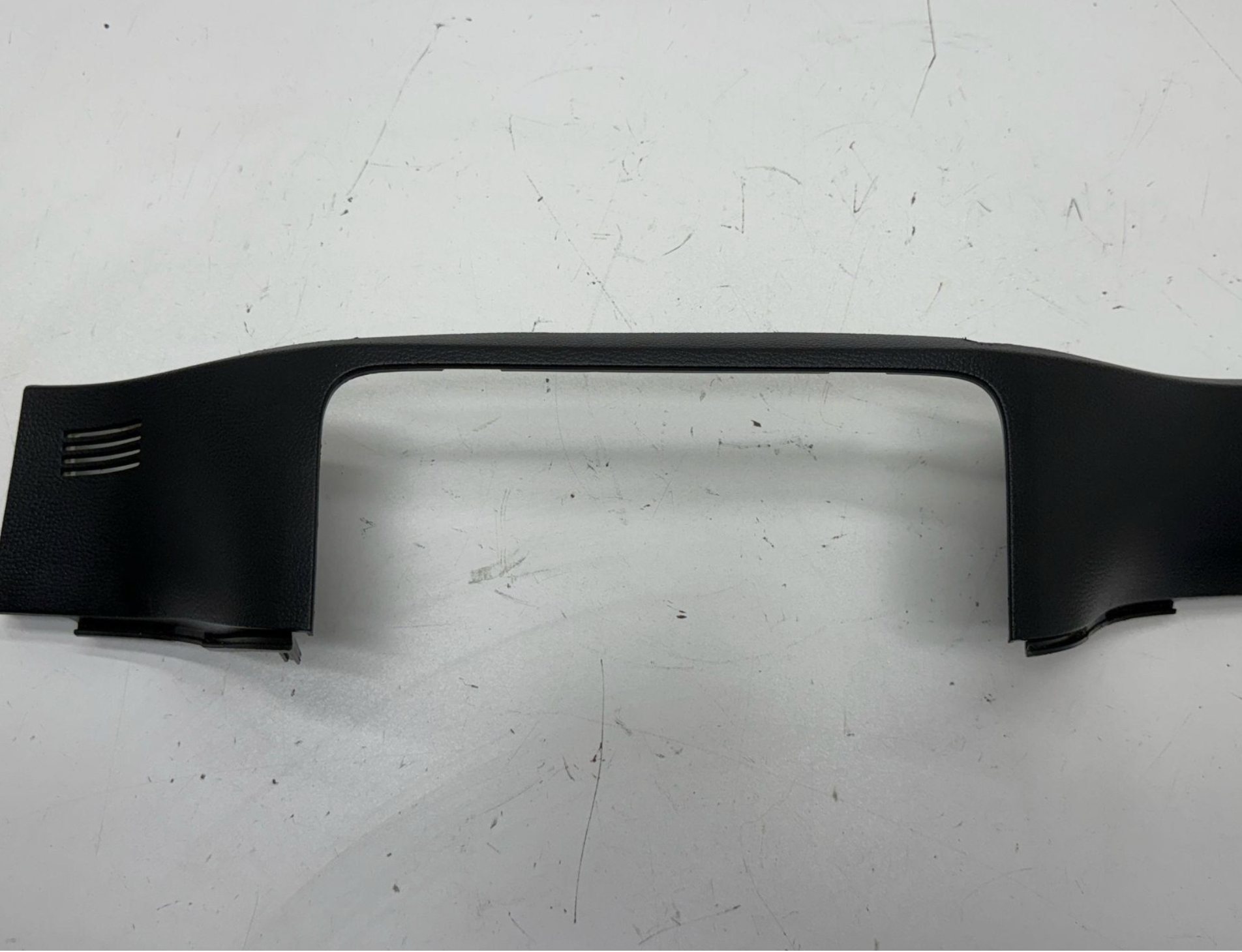 2019 - 2020 FORD RANGER OEM FRONT CENTER DASH BOARD TRIM PANEL KB3B21045C34