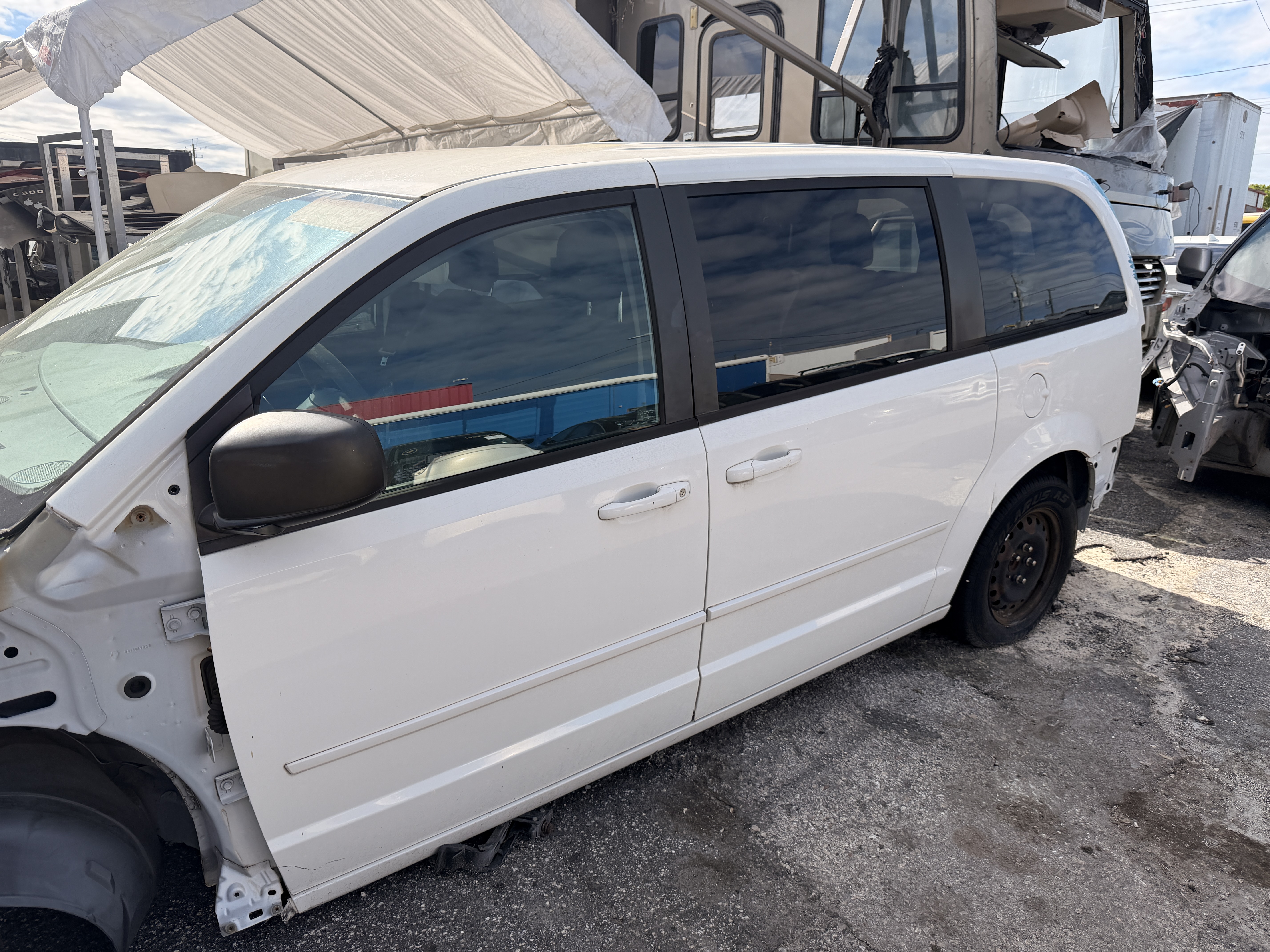 2008-2020 Dodge Grand Caravan Front & Rear Passenger Side Door