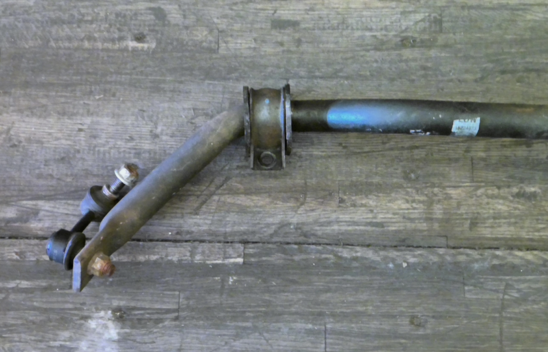 2007-2010 SATURN SKY GM 15224873 SHAFT FRONT STABILIZER