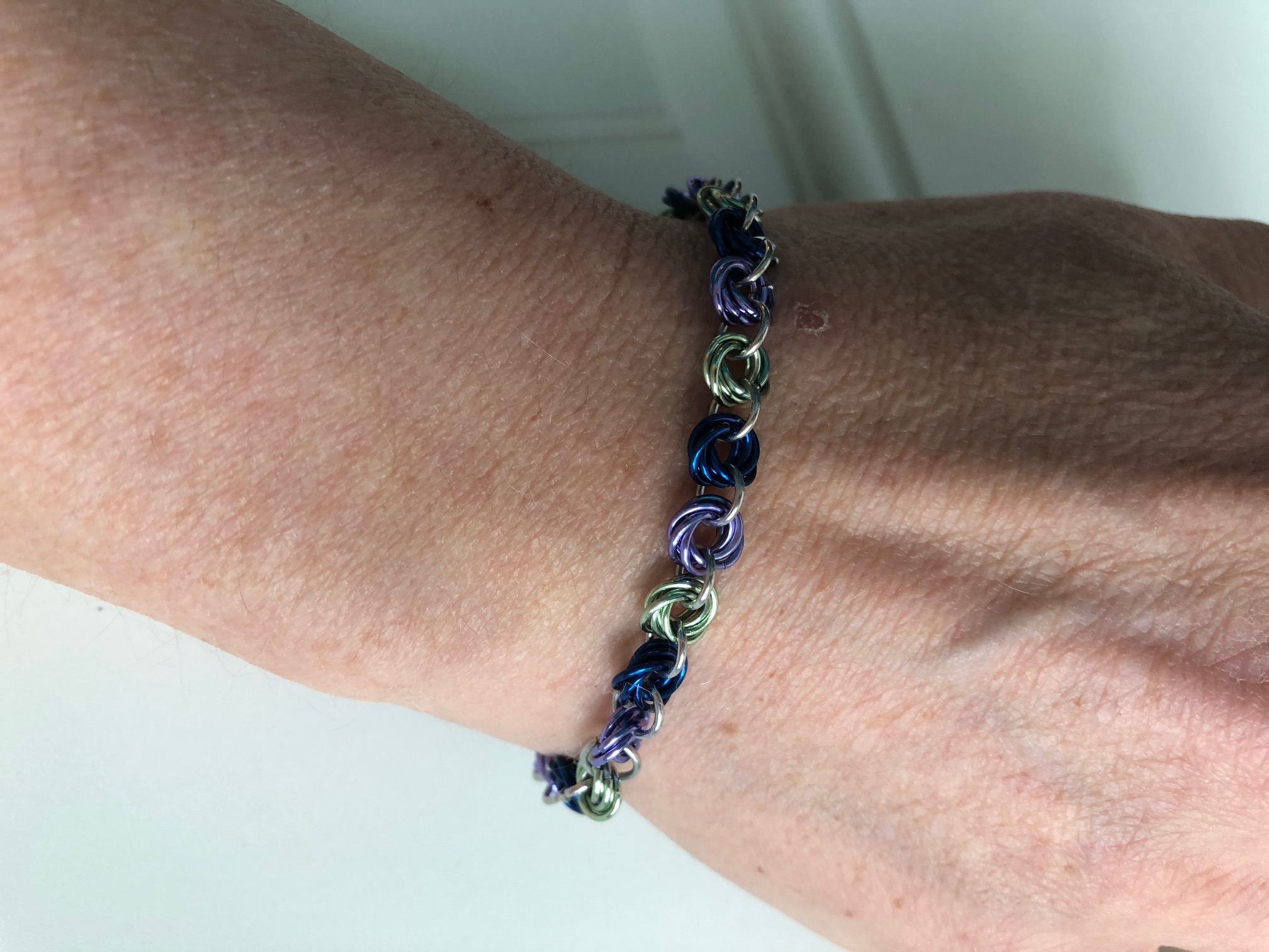 "Love Knot" Rosette Chainmaille Bracelet